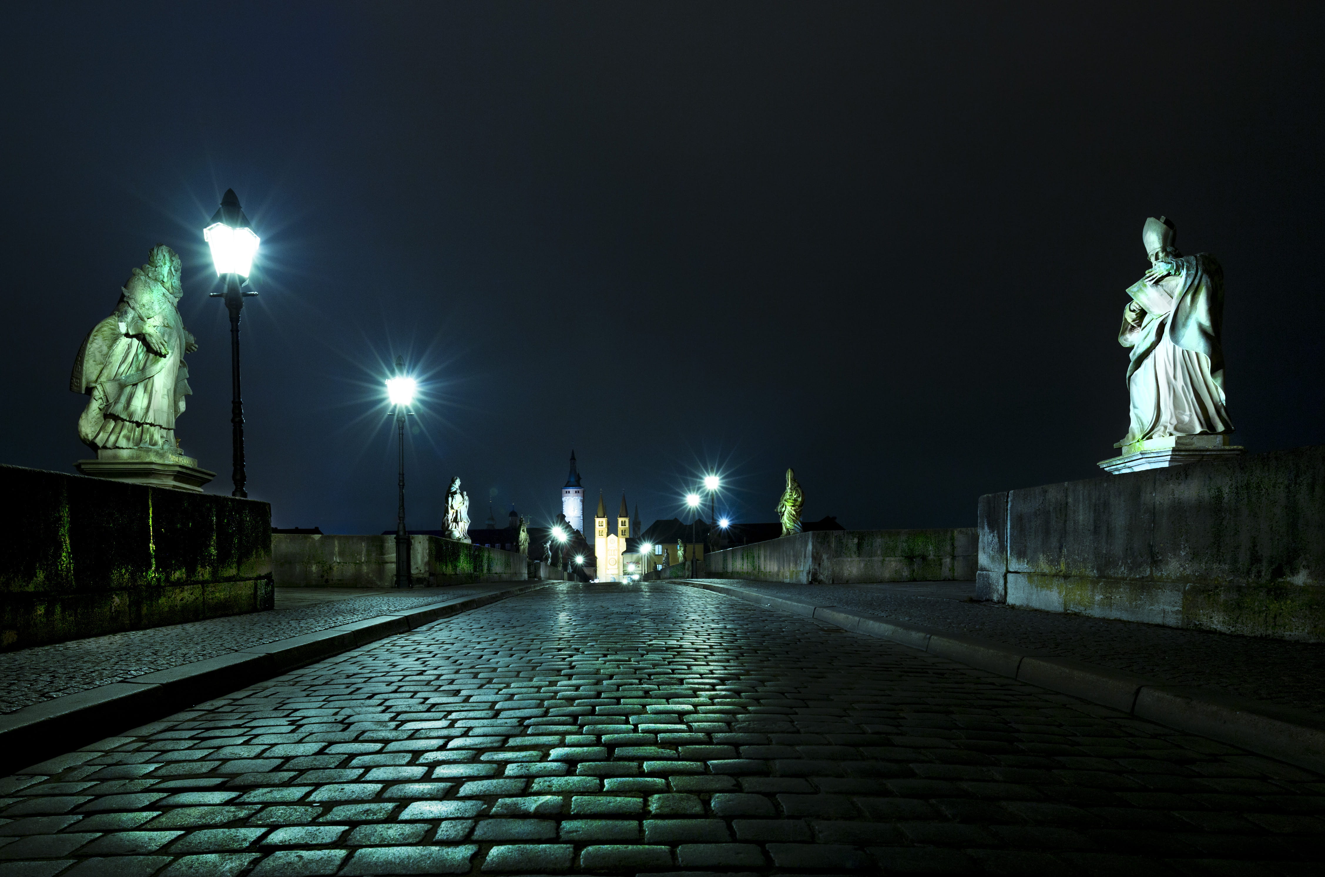 paving stone, sculpture, nature, bridge, human representation, 4K, illuminated, footpath, art and craft, no people, statue, representation, city, lighting equipment, HD Wallpaper