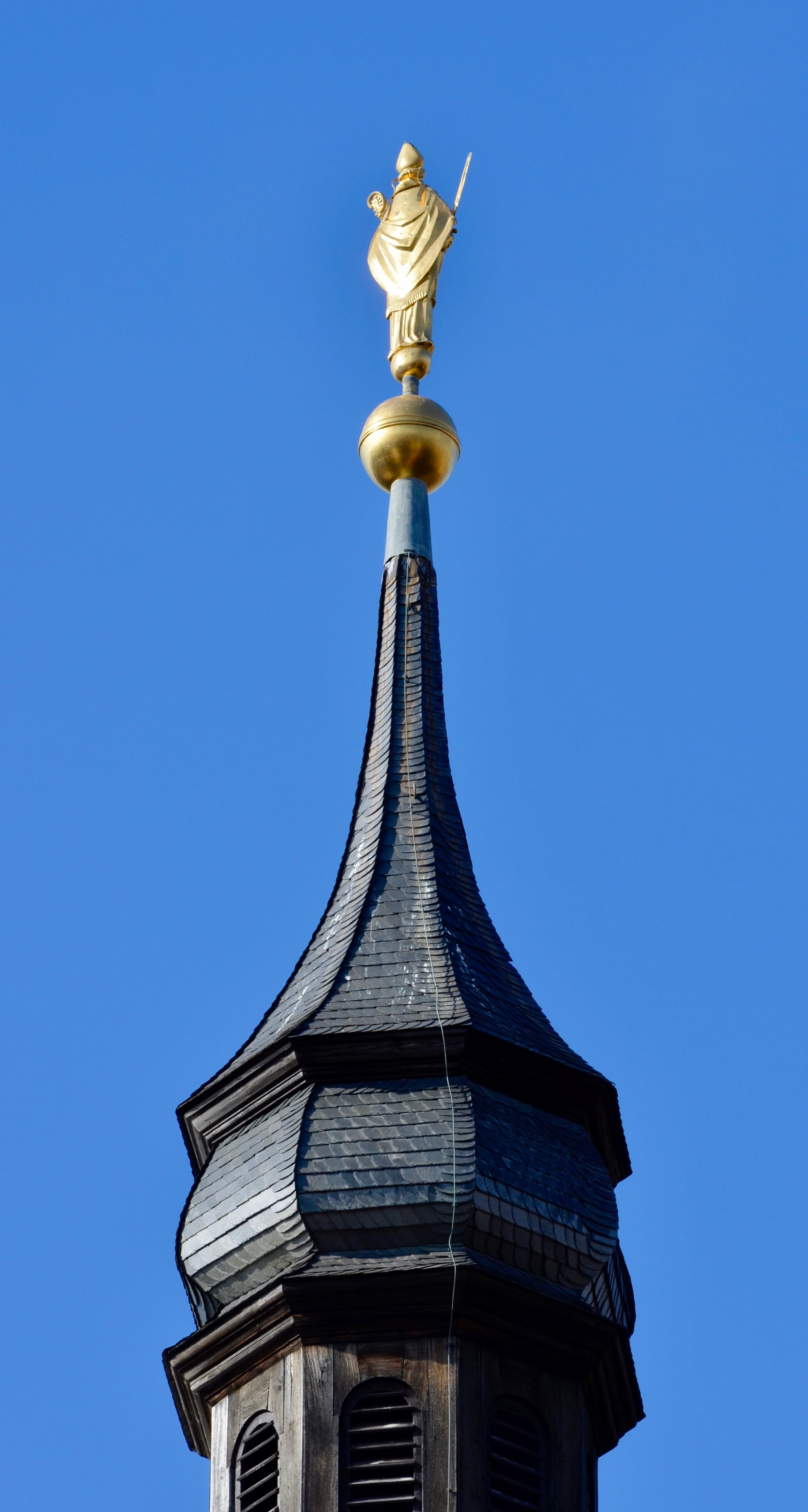 representation, day, low angle view, the past, blue, 4K, built structure, steeple, history, architectural column, marienberg, building exterior, clear sky, Phone HD Wallpaper