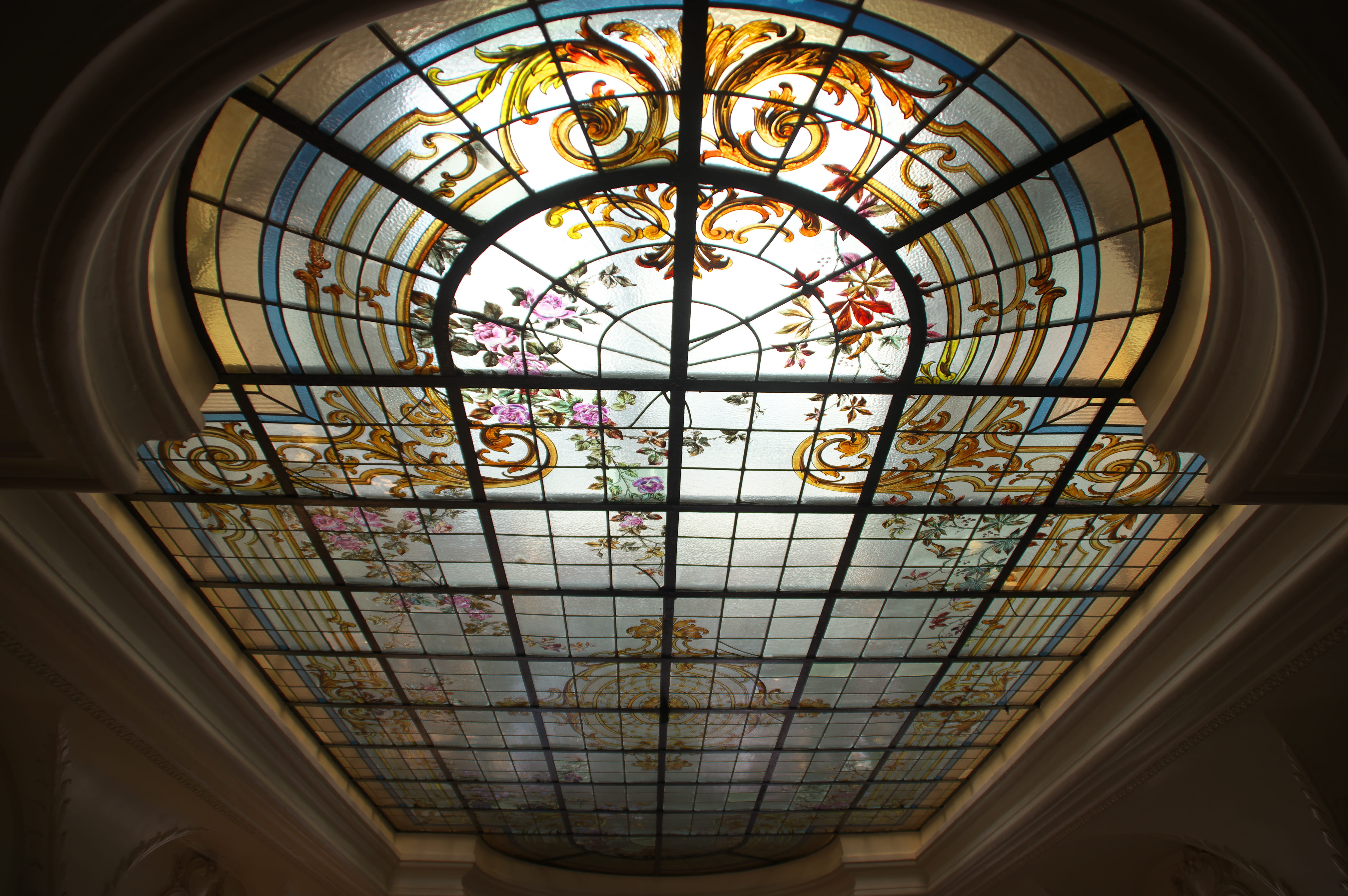 Stained Glass, day, window, stained glass windows, geometric shape, shape, arch, architecture And Buildings, indoors, transparent, directly below, church, HD Wallpaper