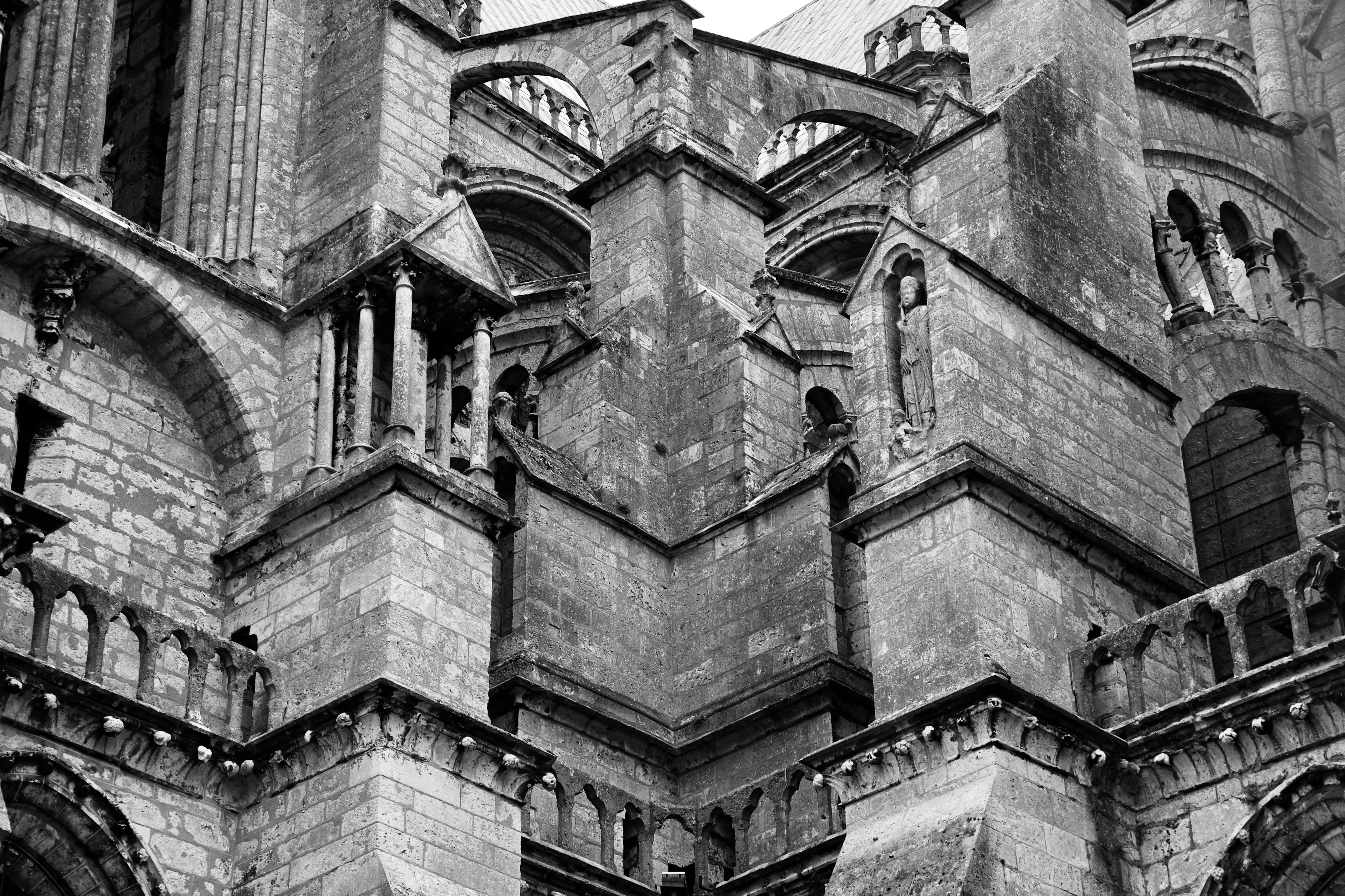 art and craft, low angle view, france, religion, full frame, ornate, chartres, place of worship, travel destinations, arch, old, built structure, day, 5K, HD Wallpaper