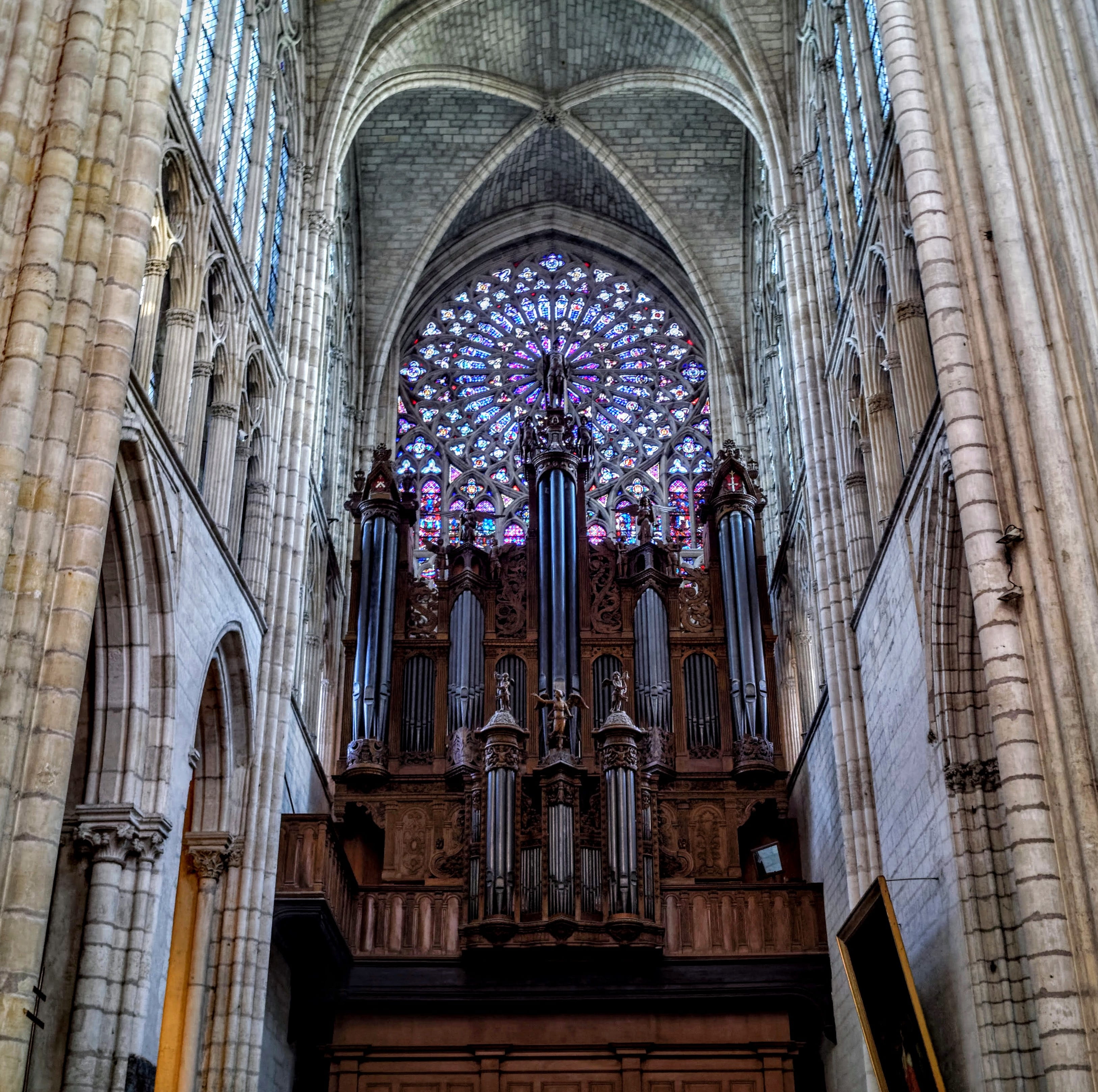 building, gothic style, history, no people, place of worship, built structure, Tours, glass, Cathedral, cathedral, religion, church, pipe organ, France, HD Wallpaper