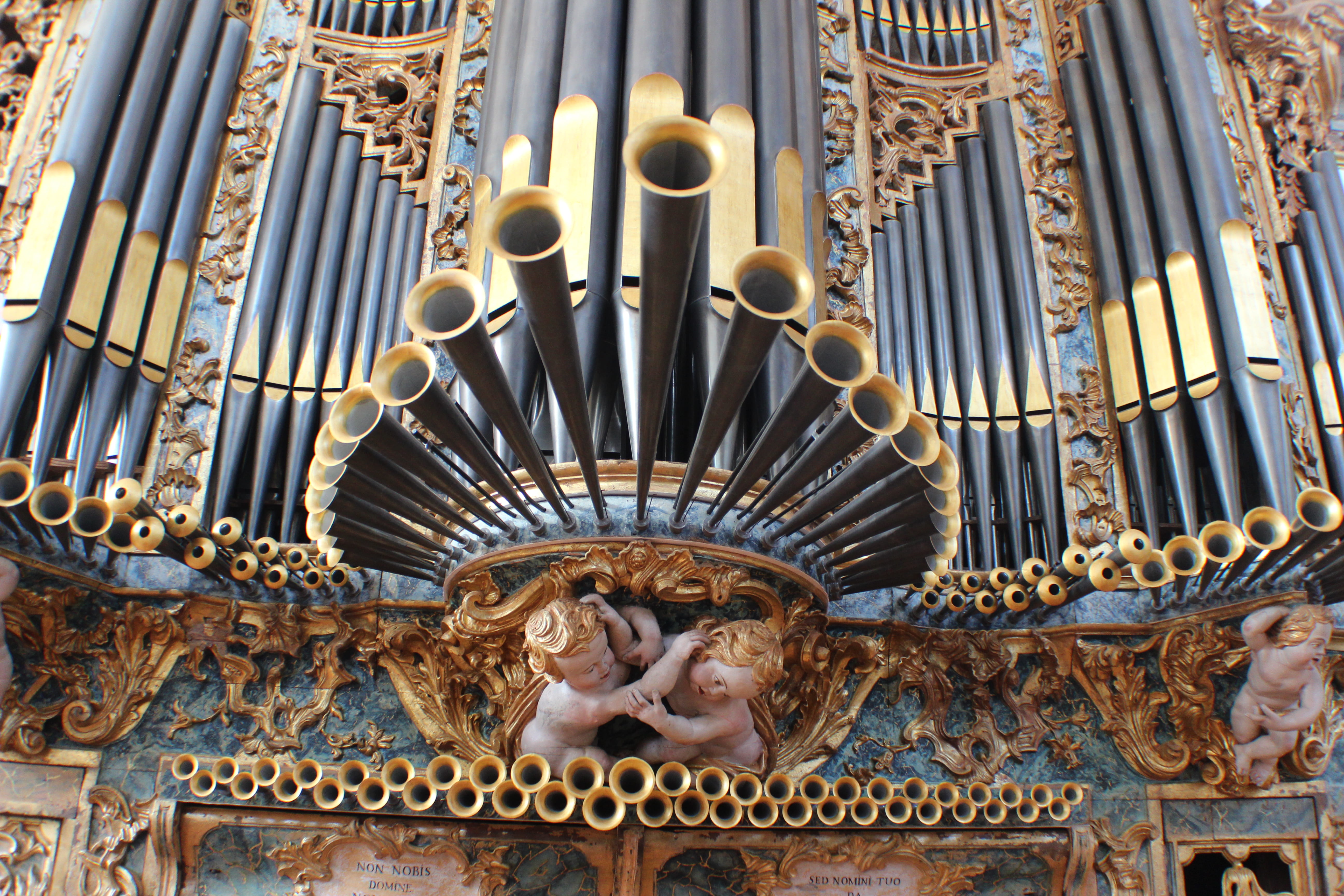 art and craft, pipe organ, religion, architecture, baroque, music, low angle view, representation, portugal, sculpture, spirituality, building, human representation, HD Wallpaper