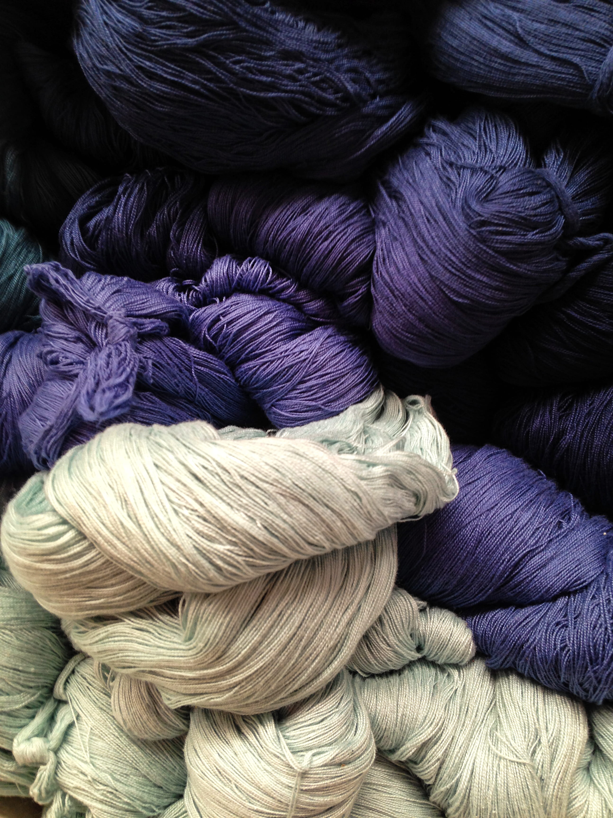 chiapa, clothing, gray, backgrounds, photo, close-up, variation, colorful, thread, creativity, mexico, purple thread, ball of wool, material, full frame, Phone HD Wallpaper