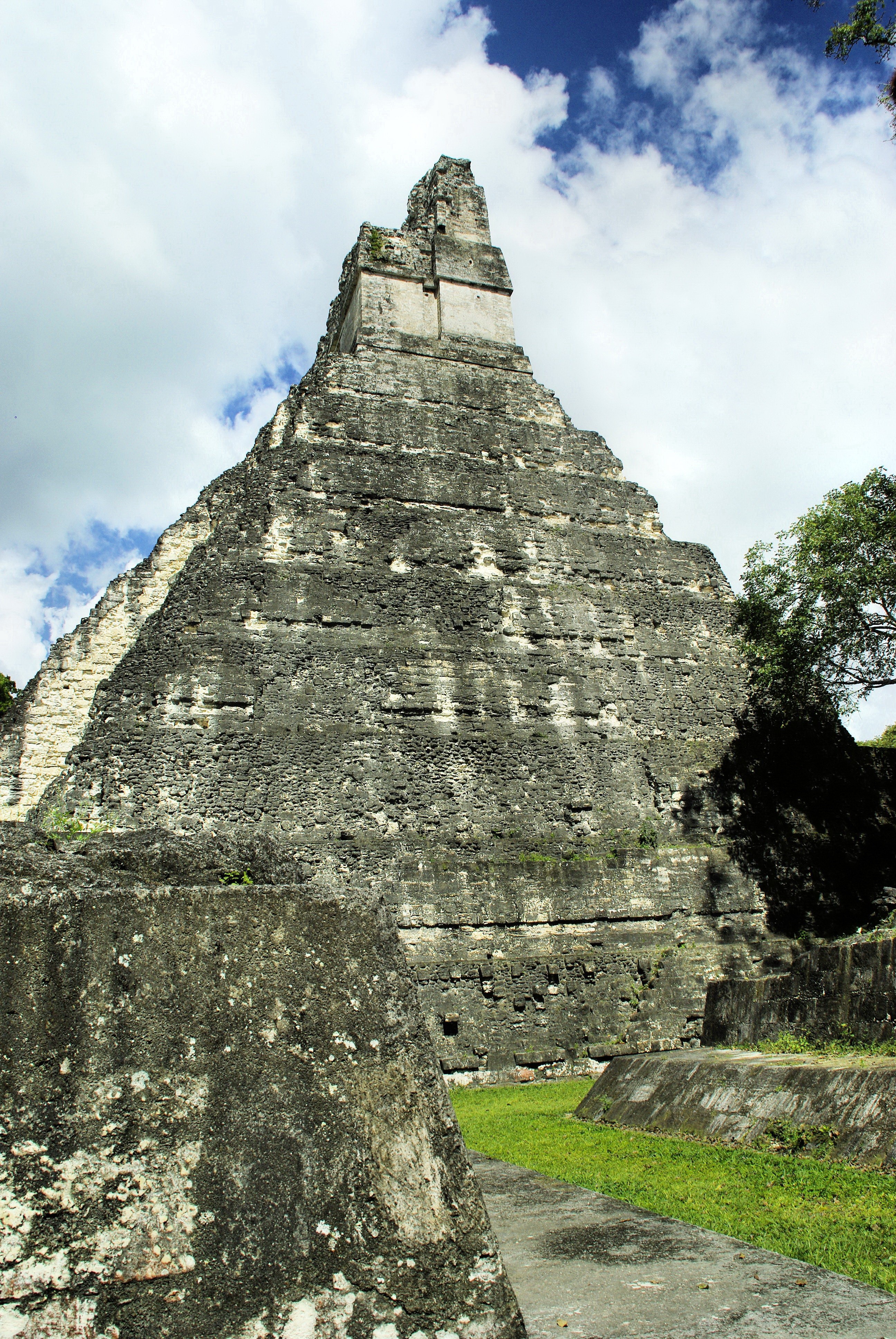 columbian, ruined, ruins, ancient, rainforest, old ruin, ancient civilization, pyramid, ancient history, travel destinations, cloud - sky, maya, travel, Phone HD Wallpaper
