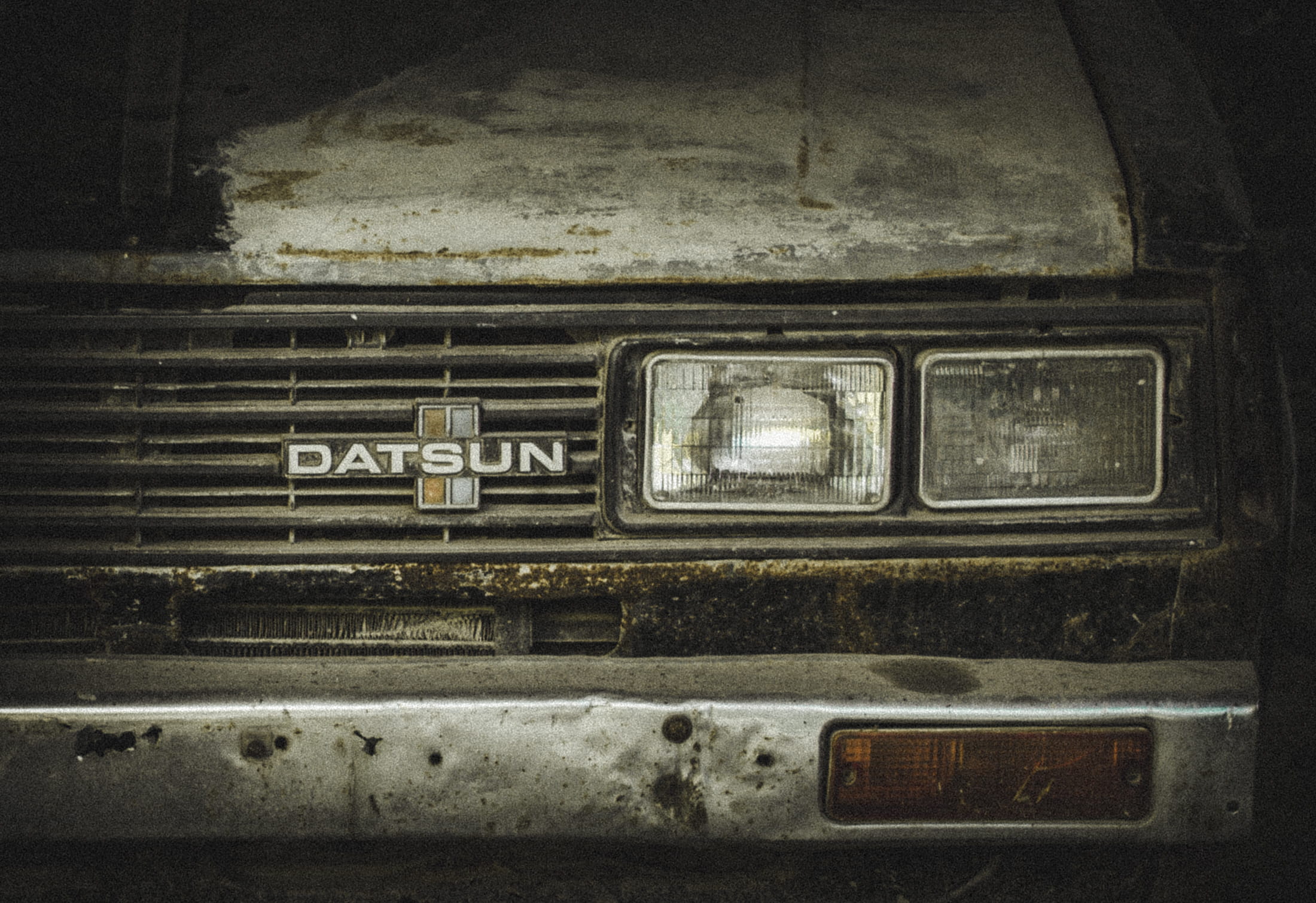 close-up, abandoned, old, text, indoors, public transportation, bad condition, no people, mode of transportation, mexico, decline, rusty, metal, deterioration, HD Wallpaper