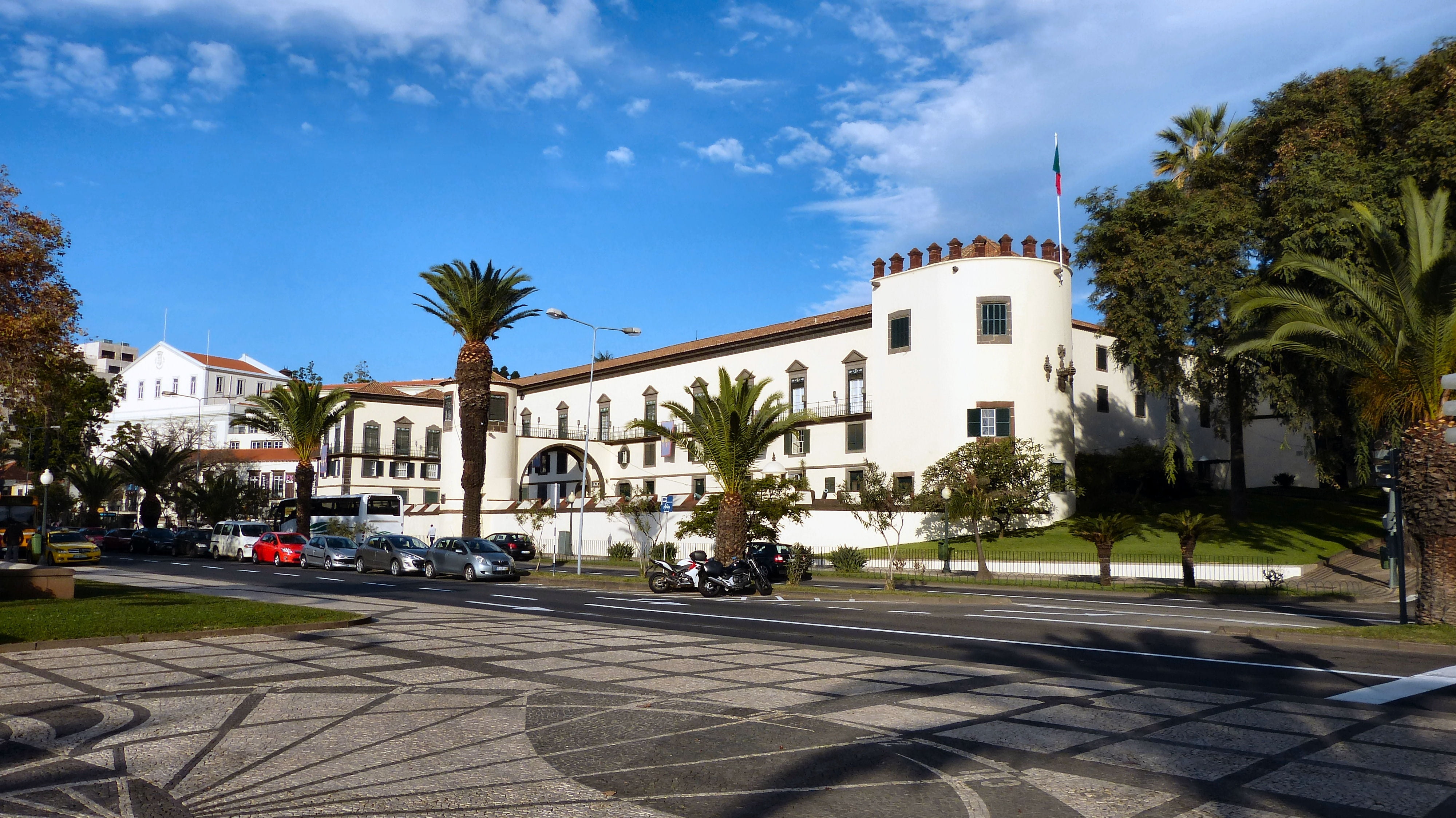funchal, resort, wealth, tree, city, transportation, atlantic, plant, road, island, built structure, mansion, nature, architecture, madeira, luxury, sky, HD Wallpaper