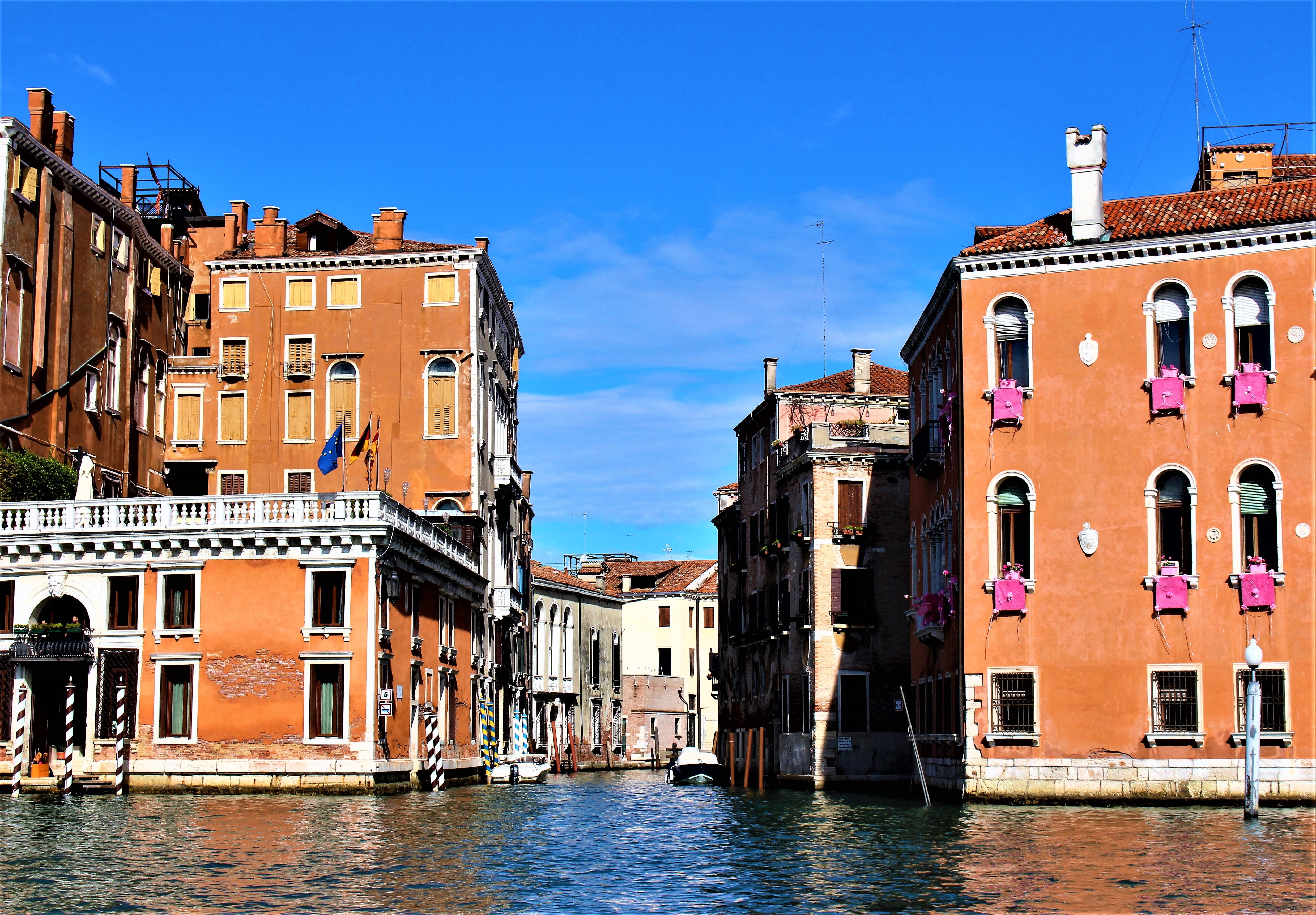 nautical vessel, colorful, historical, built structure, balcony, city, no people, beautifully, outdoor, italy, residential district, canal, architecture, HD Wallpaper