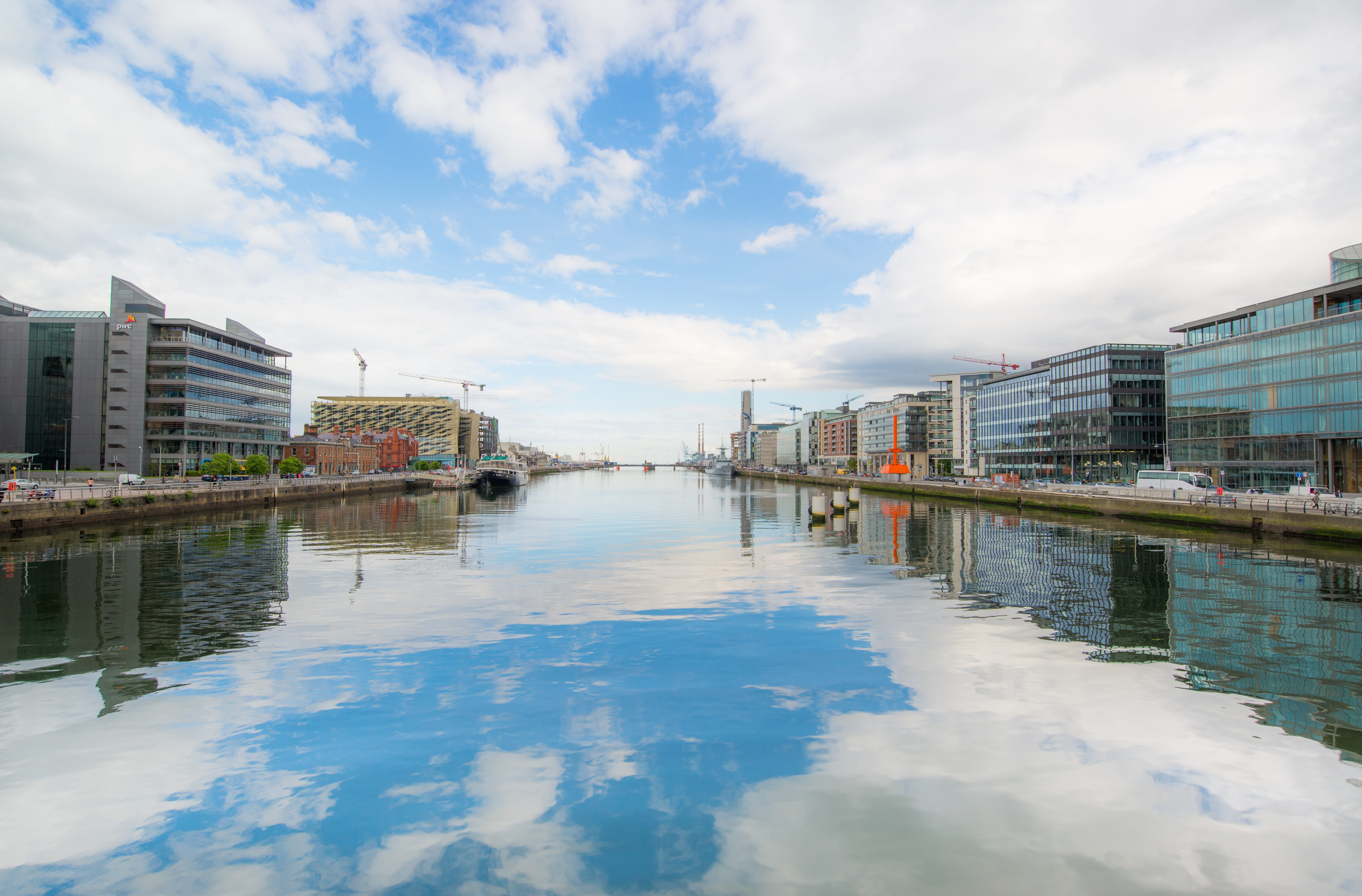 residential district, office building exterior, landmark, river, Ireland, no people, Dublin, day, 5K, nature, modern, skyscraper, europe, built structure, HD Wallpaper