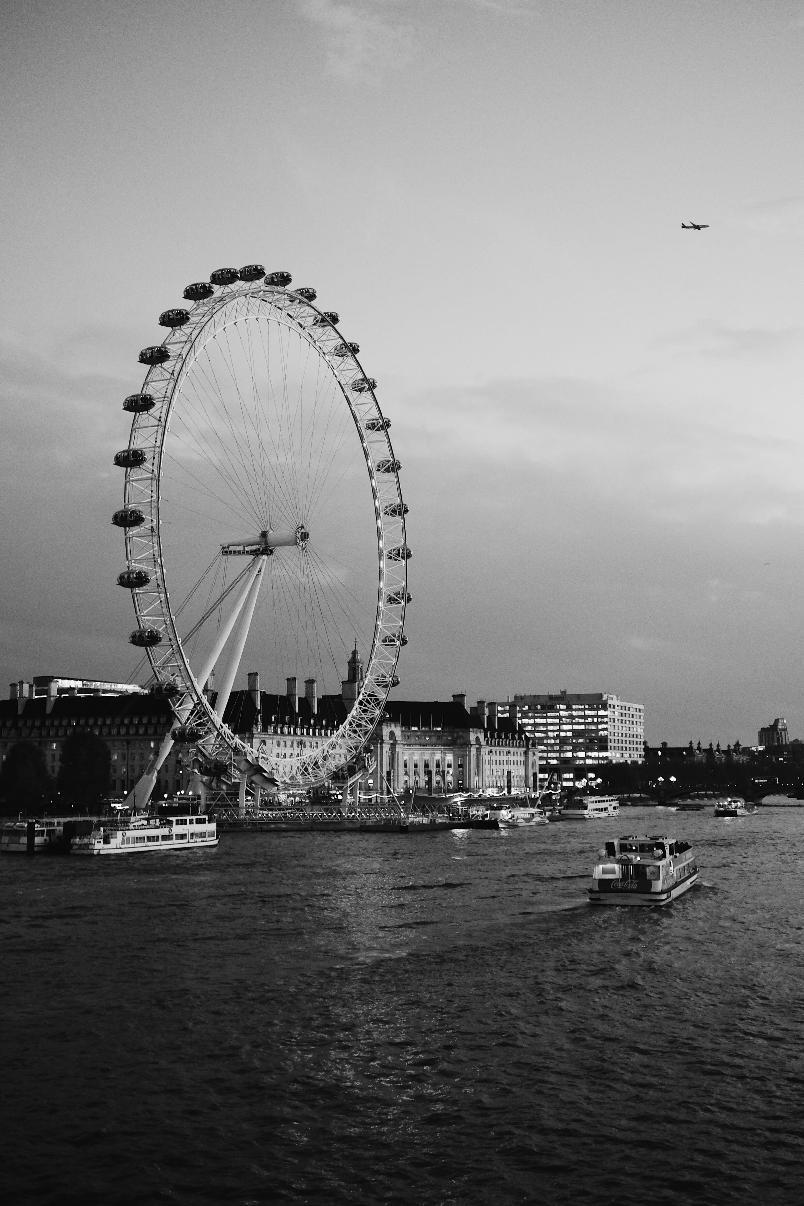 waterfront, day, ship, ships, eye, travel, grey, united kingdom, amusement park, stream, arts culture and entertainment, cityscape, amusement park ride, Phone HD Wallpaper