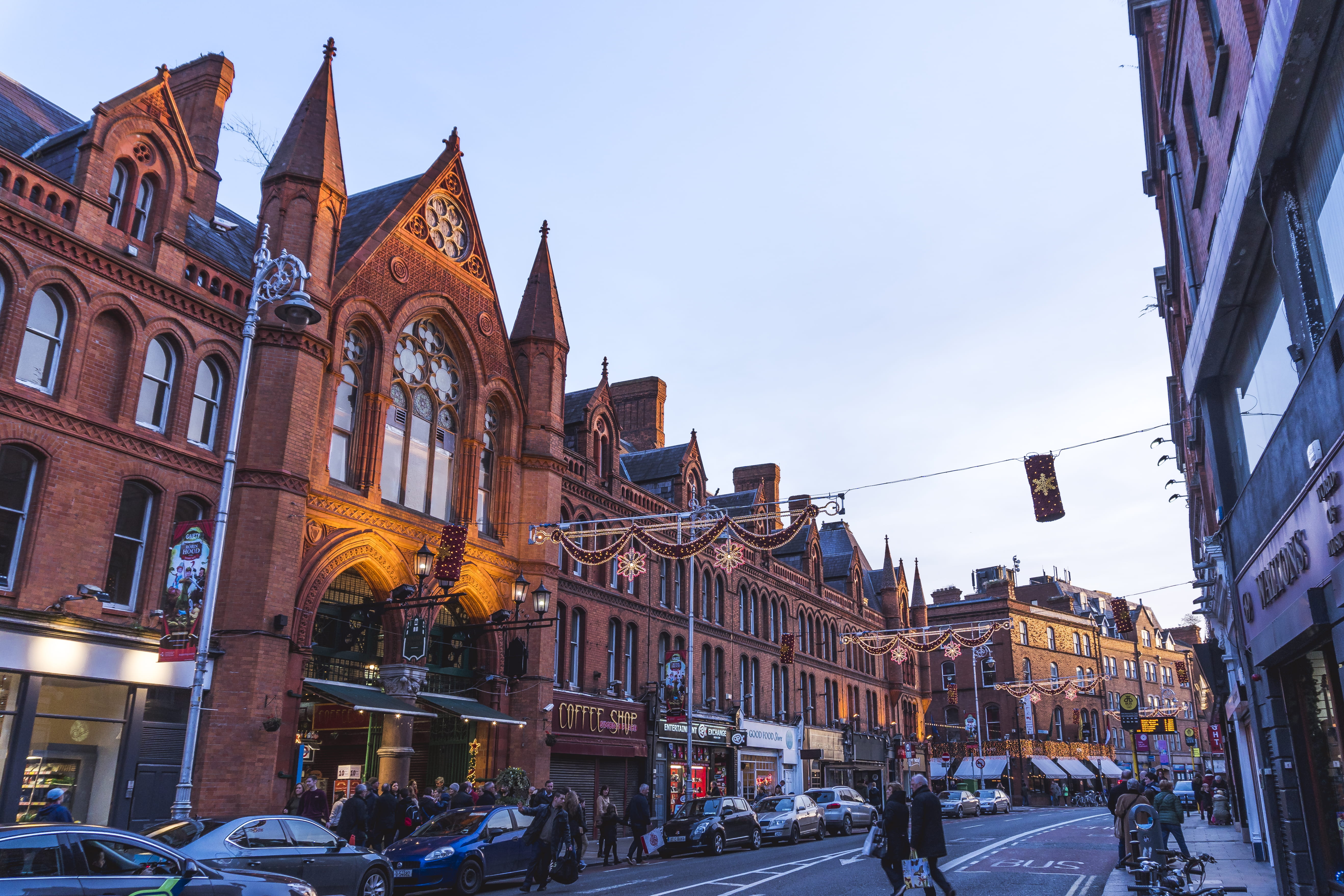 building, dublin, old building, lights, land vehicle, nature, motor vehicle, road, sky, mode of transportation, city life, street, travel, car, christmas, HD Wallpaper