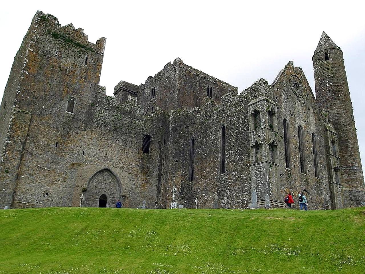 building, the past, belief, plant, 720P, towers, ancient civilization, nature, castles, architecture, spirituality, gothic style, grass, place of worship, HD Wallpaper