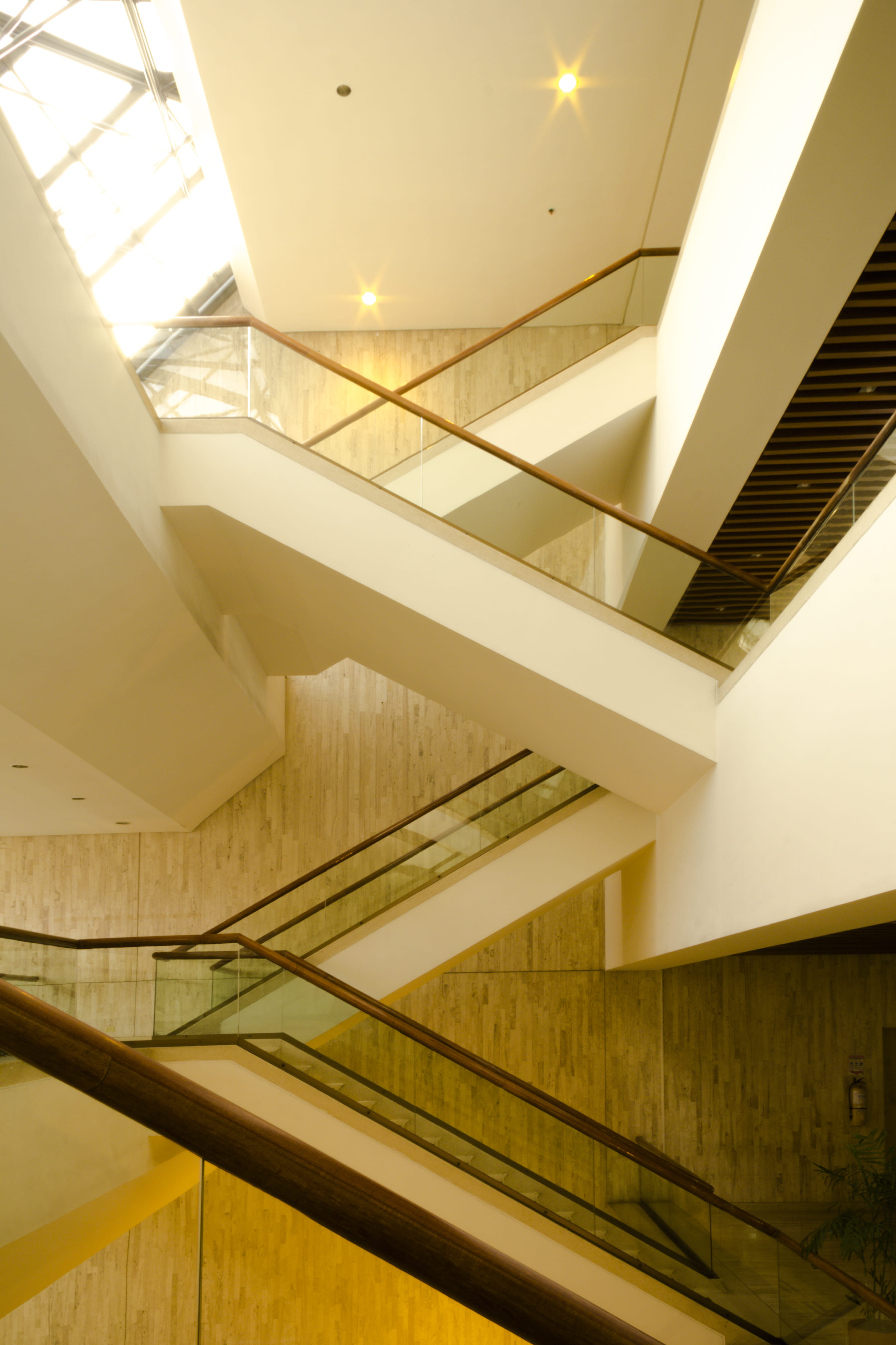 illuminated, stair, architecture, wall - building feature, electric light, lighting equipment, light, railing, ceiling, electricity, library, bogotá, building, Phone HD Wallpaper