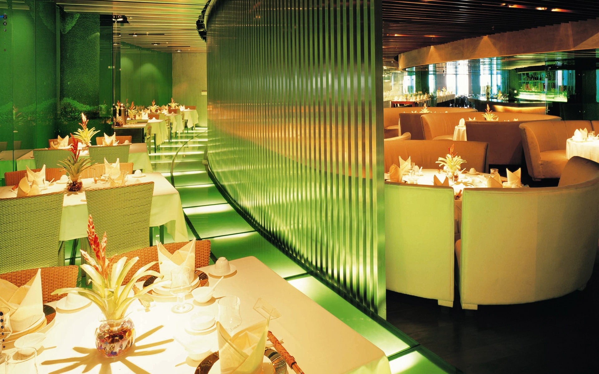 green color, freshness, lighting Equipment, lot, hotel, setting, luxury, flower, illuminated, elegance, chairs, empty, red, night, dinner, food, alcohol, HD Wallpaper