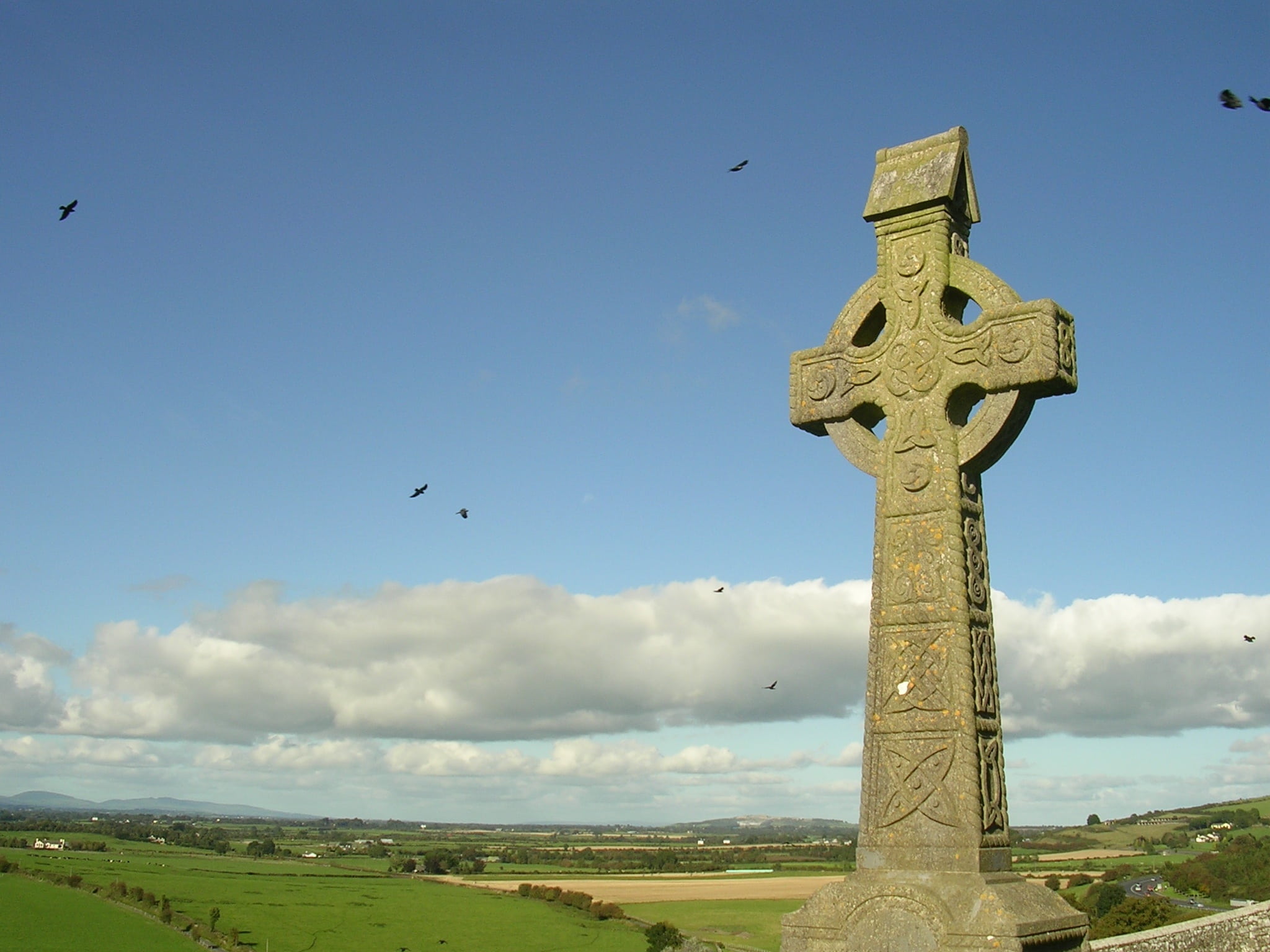 belief, architecture, day, irish, 1080P, scenic, landscape, stone, nature, church, flying, grass, vertebrate, flock of birds, animal themes, clouds, travel destinations, HD Wallpaper