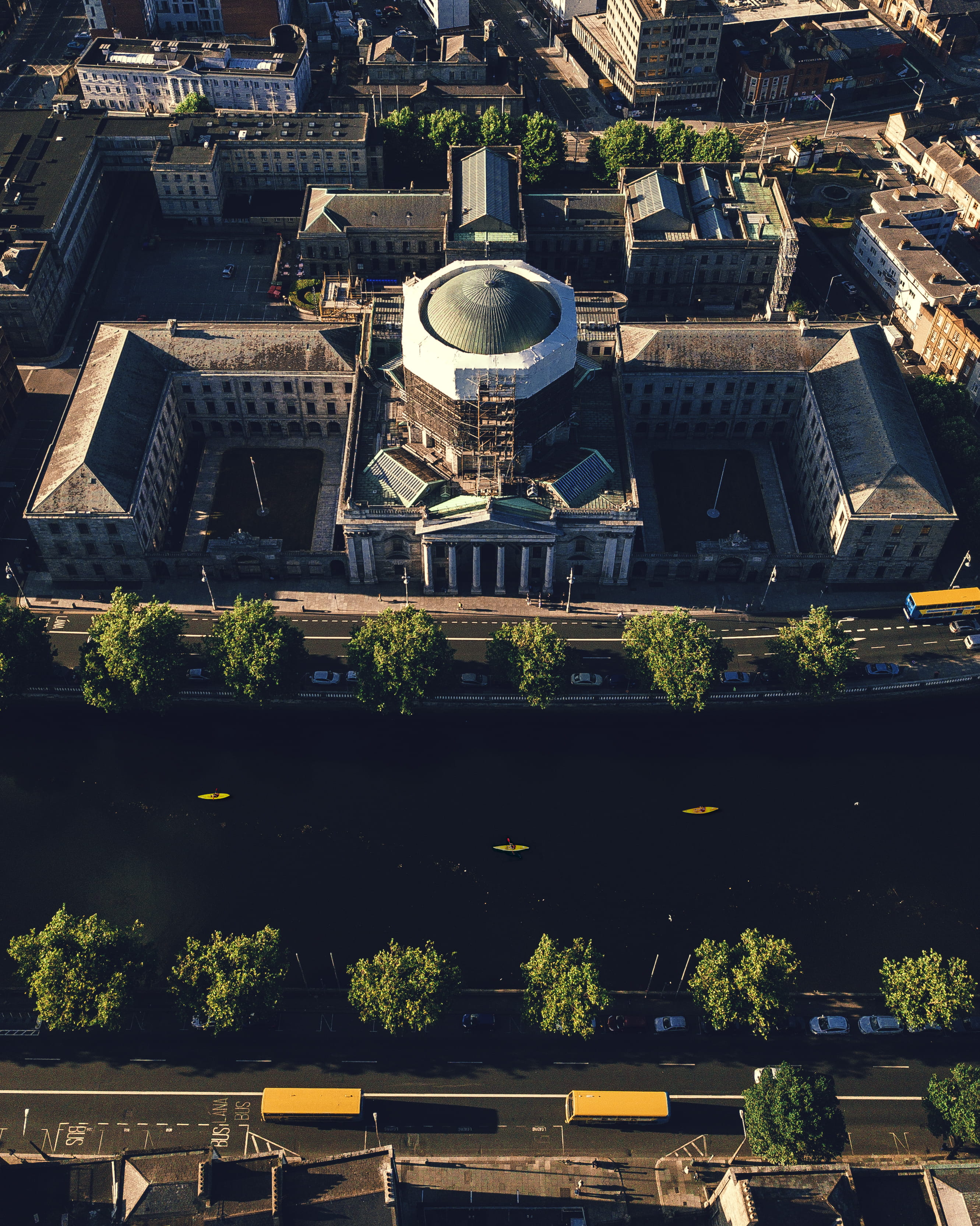 modern, built structure, drone, tree, building, 2K, road, outdoors, building exterior, sunlight, cityscape, growth, cars, bus, 13 merchants quay, archtecture, Phone HD Wallpaper