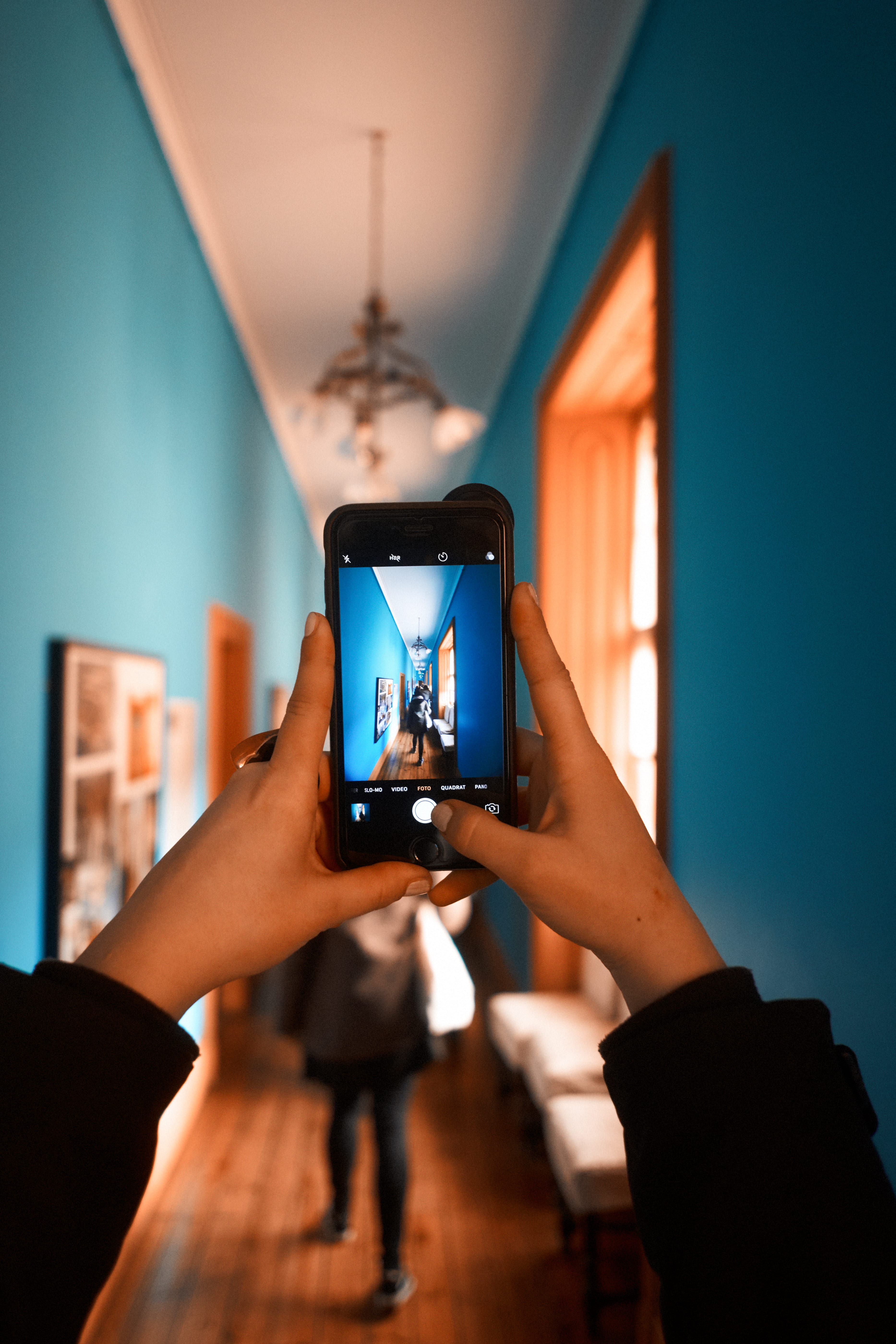 castle, kilkenny, hand, blue, device screen, indoors, kilkenny castle, technology, imperial, connection, lifestyles, real people, mobile phone, human hand, Phone HD Wallpaper