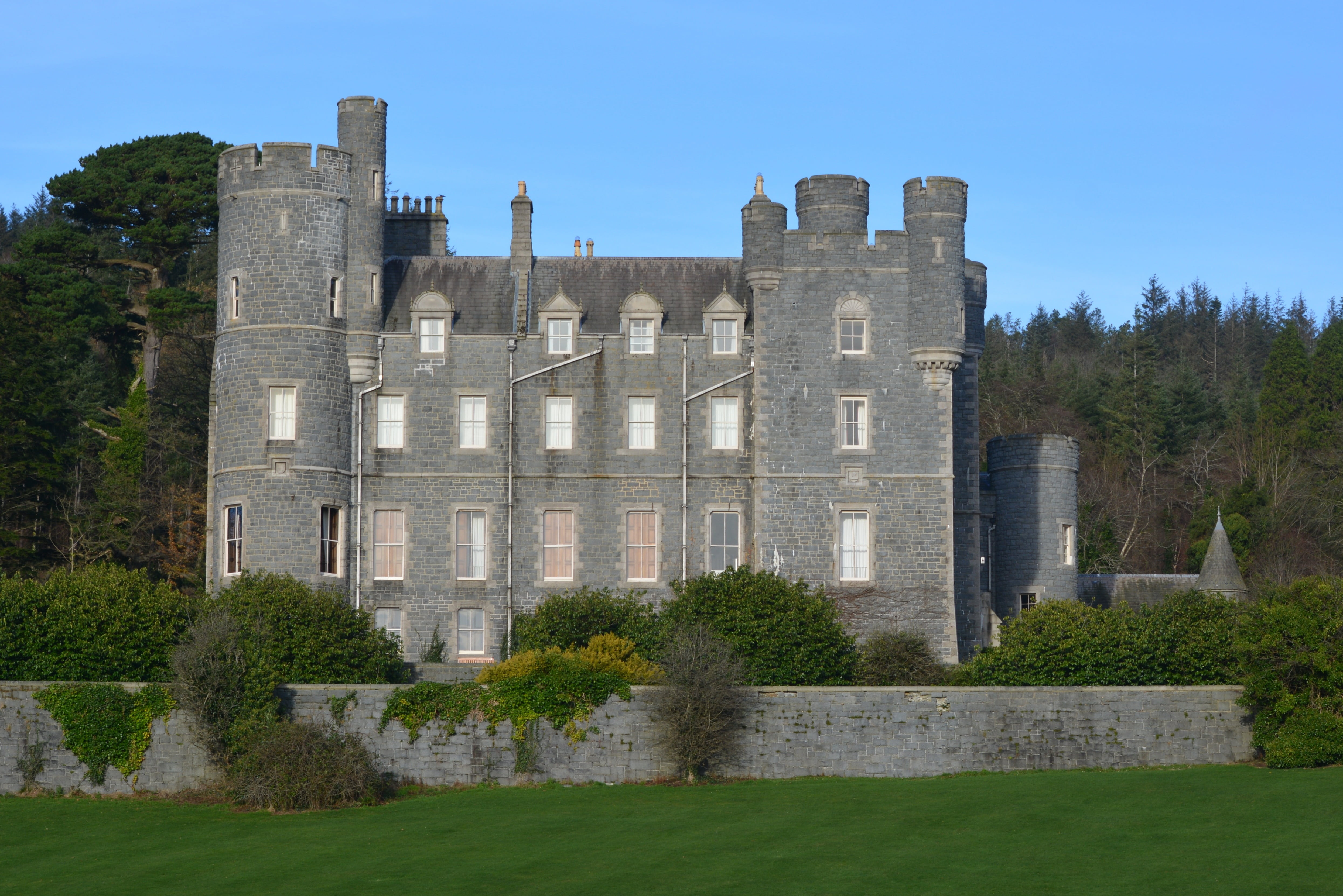 no people, ancient, old, wall, built structure, uK, castle, castlewellan, tree, travel destinations, northern ireland, tourist attraction, the past, sky, HD Wallpaper