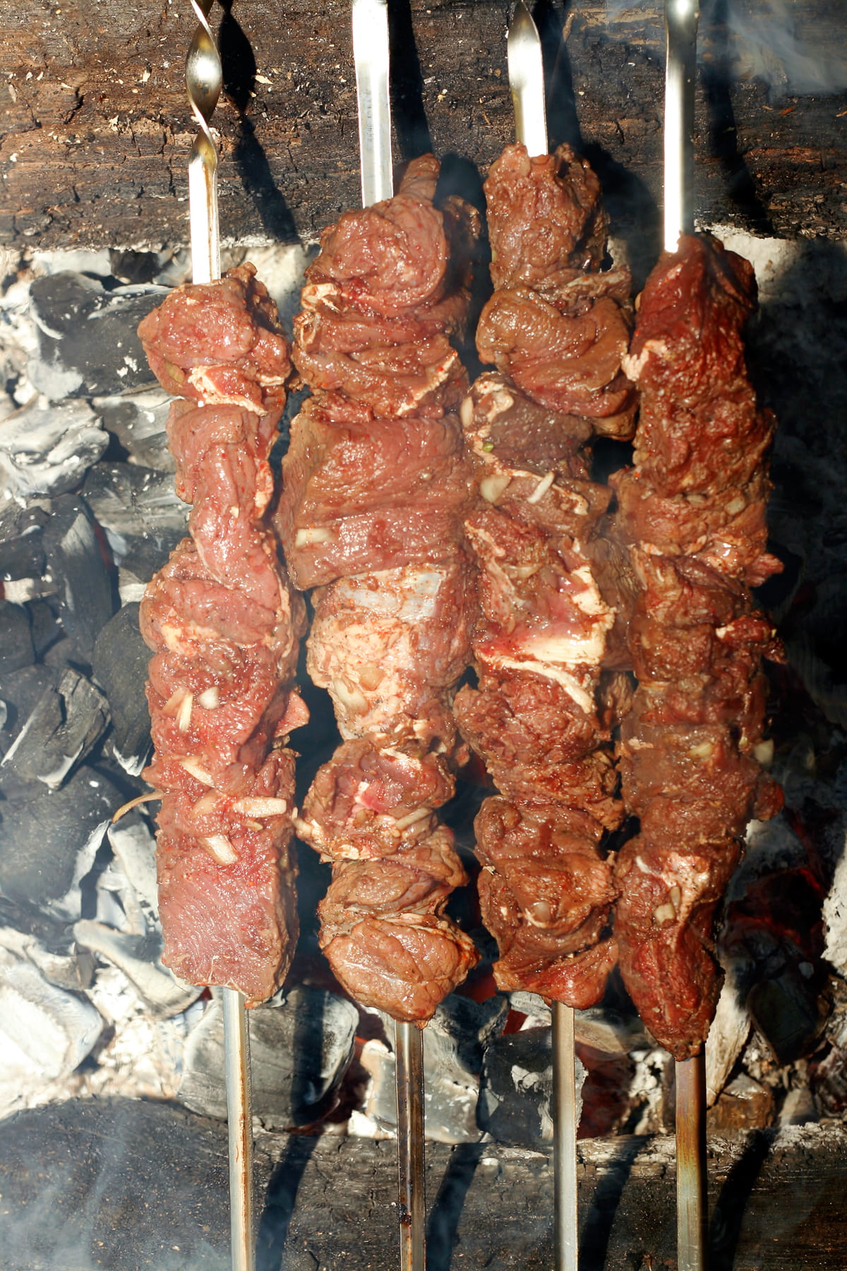 kebob, meat, barbecue, close-up, 720P, chicken meat, marinated, preparing food, food, food and drink, no people, cookery, day, kebab, grilled, lamb - meat, Phone HD Wallpaper