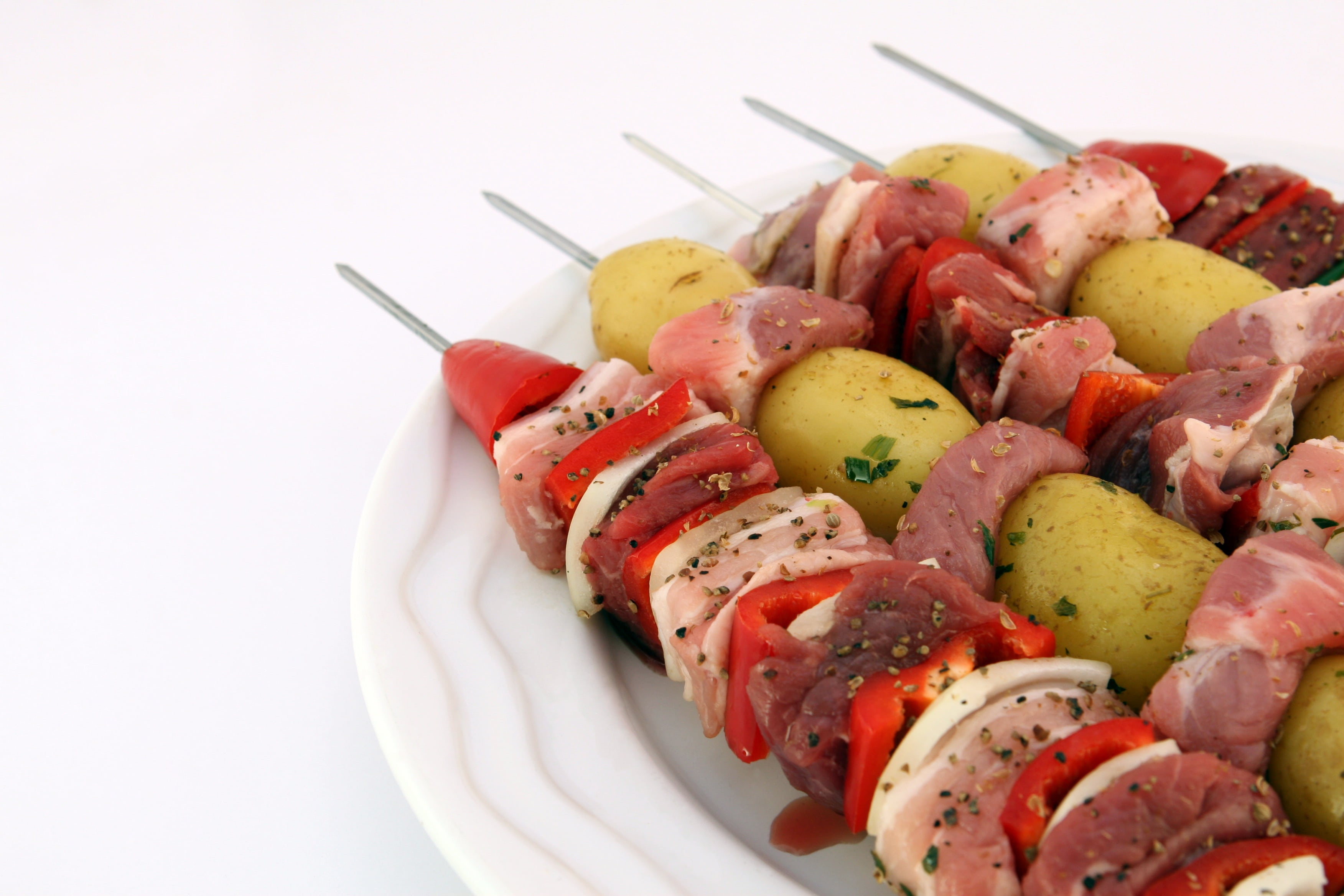 dinner, diet, protein, tomato, wholesome, healthy, restaurant, freshness, kebabs, skewer, spices, ready-to-eat, cholesterol, crustacean, close-up, close up, HD Wallpaper