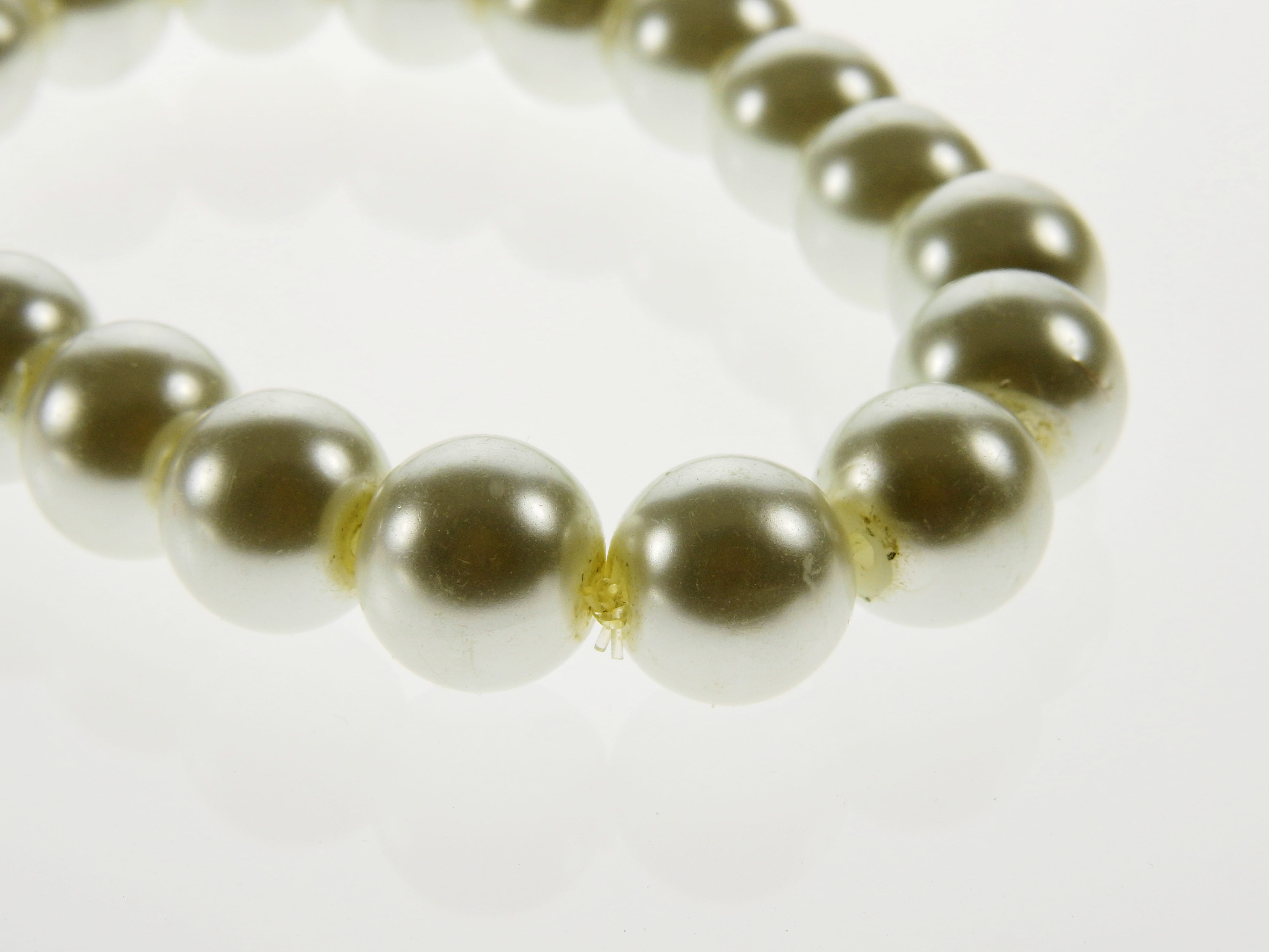 no people, noble, personal Accessory, old, jewelry, gem, Bangle, white color, precious Gem, expensive, Pearl, elegance, beauty, Necklace, cut out, art, HD Wallpaper