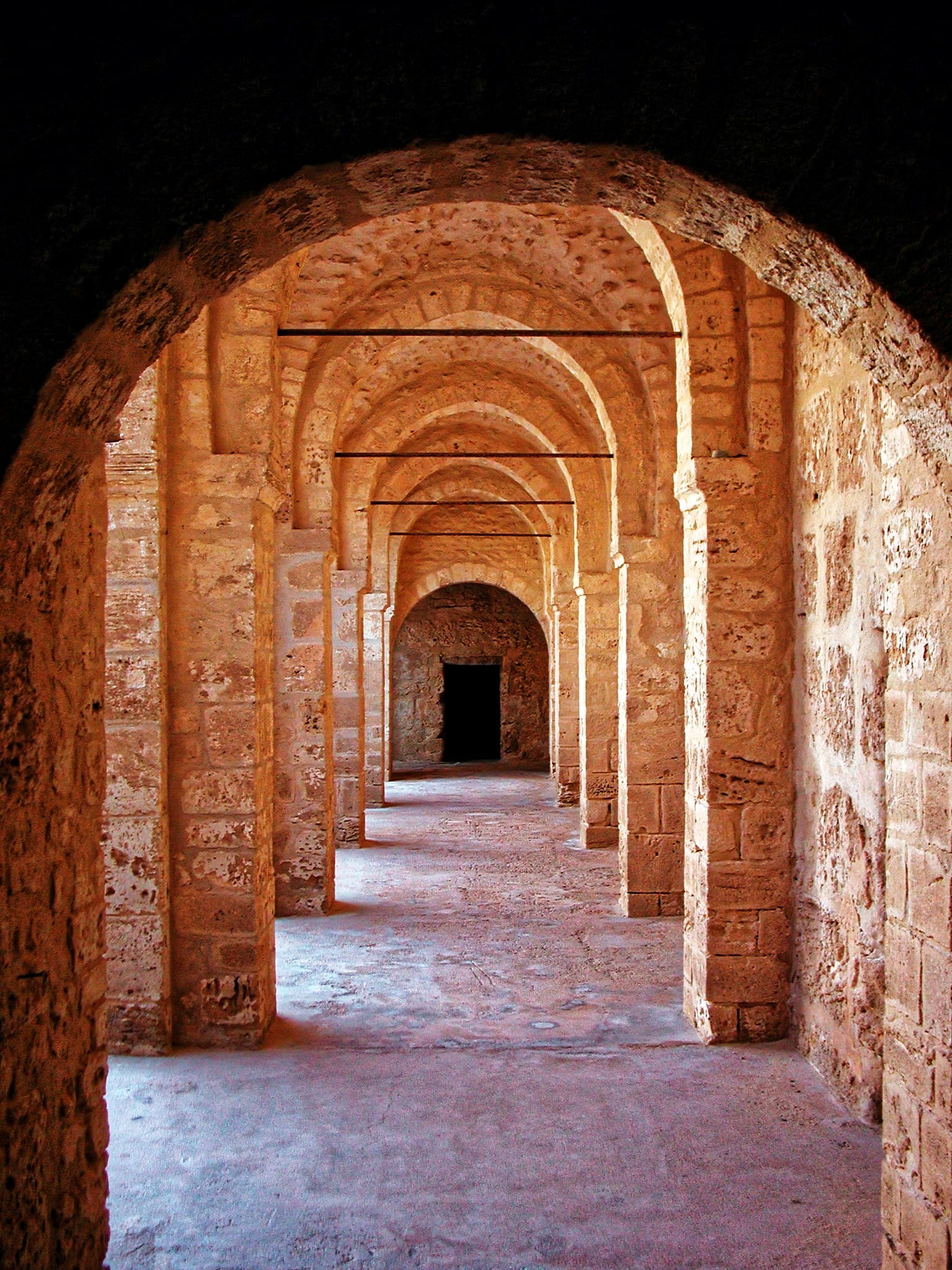 palace, built structure, architectural column, diminishing perspective, sousse, the way forward, stone, wall, travel, the past, building, colonnade, arcade, Phone HD Wallpaper
