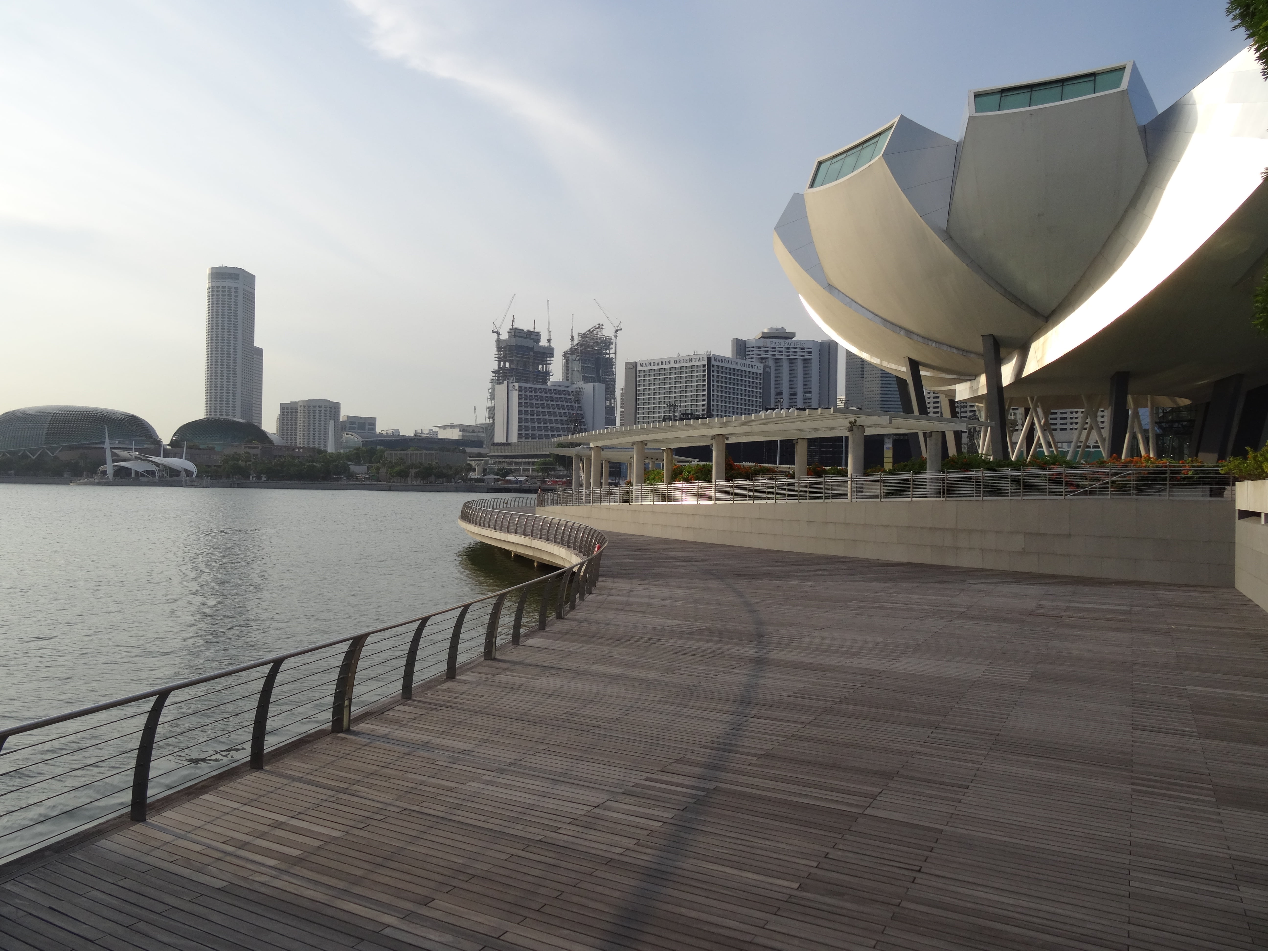 built structure, skyscraper, landscape, outdoors, city state, urban skyline, railing, building, no people, nature, singapore, building exterior, office building exterior, HD Wallpaper