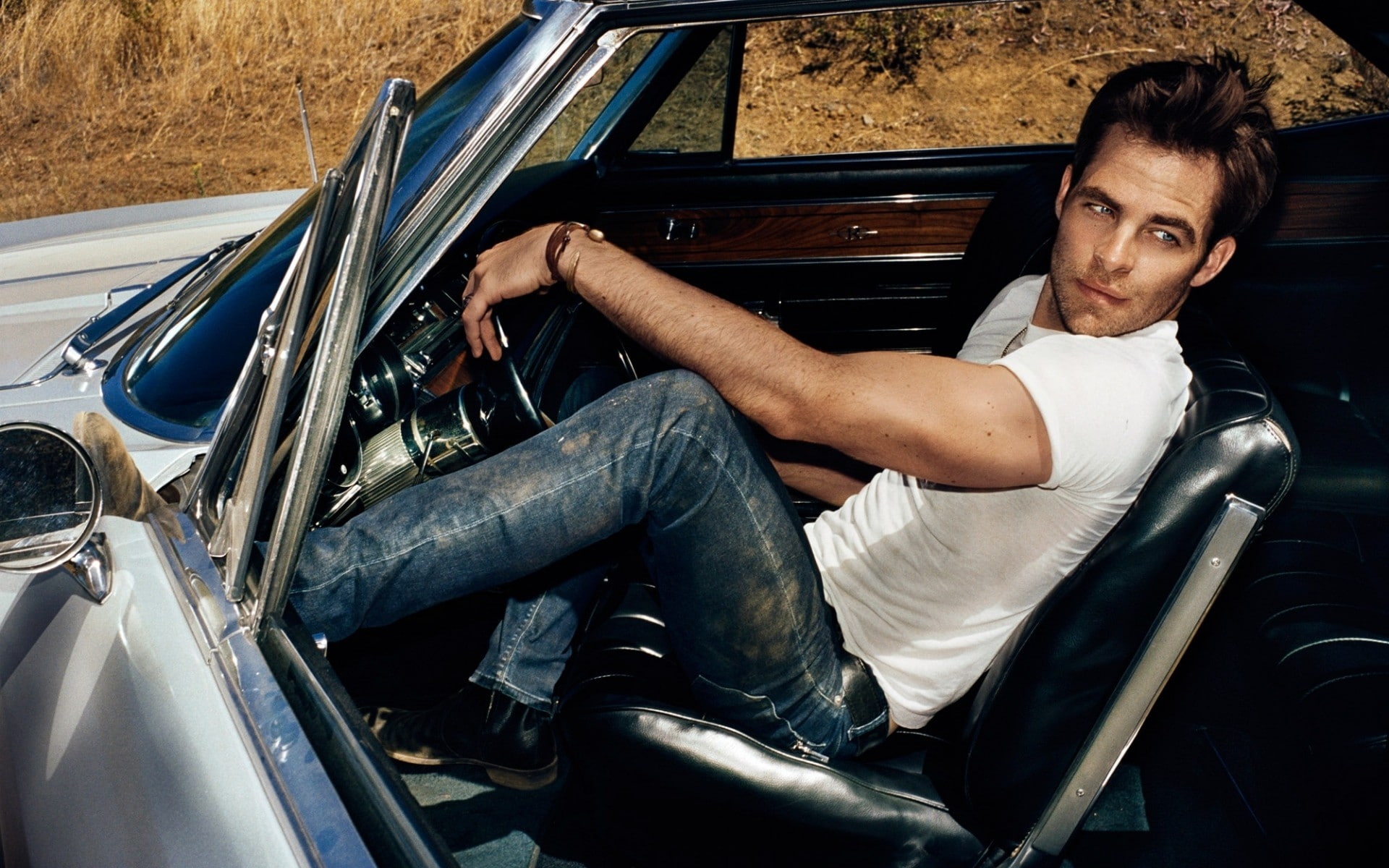 dude, pine, chris, 1080P, guy, photo, shooting, man, HD Wallpaper