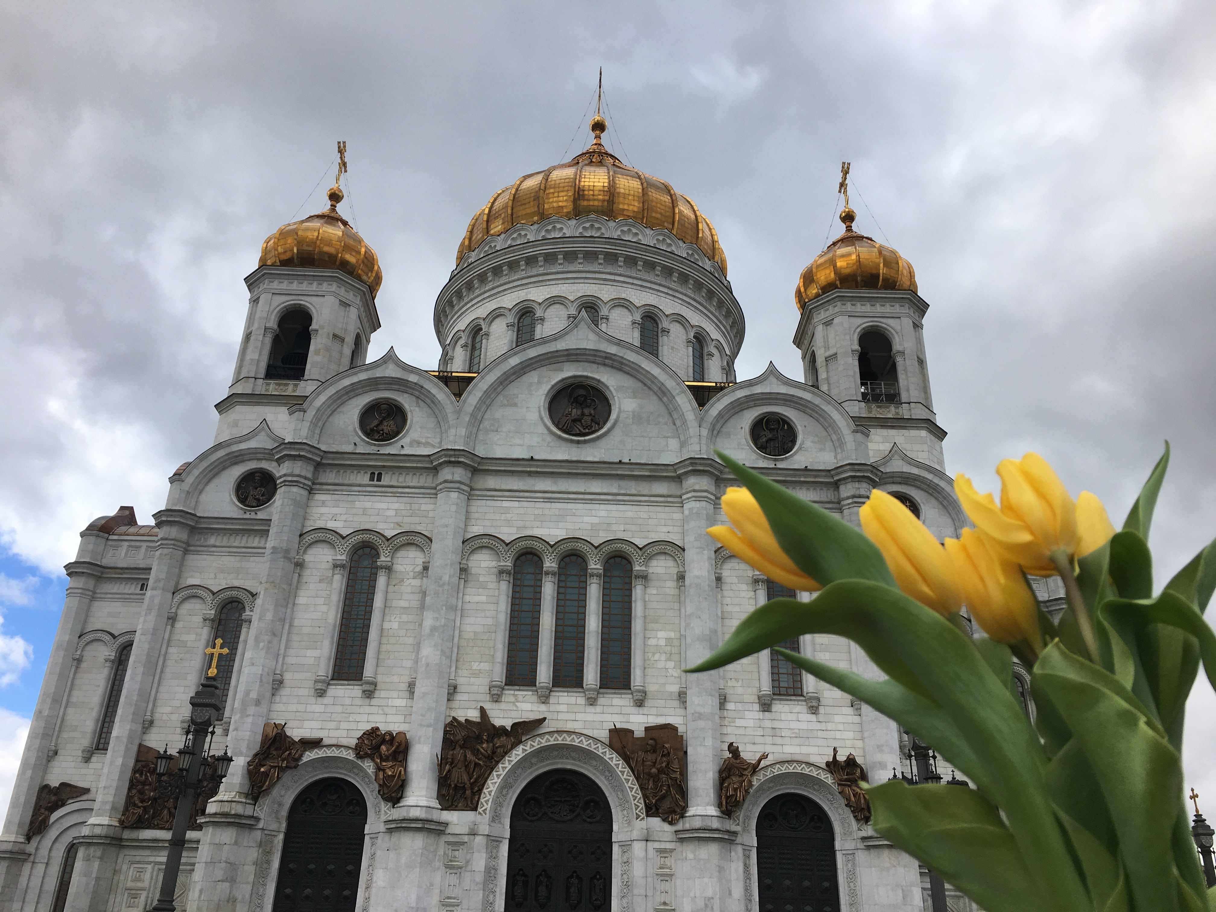 day, 4K, sights, building exterior, plant, spirituality, cultures, flowering plant, russia, church, travel destinations, architecture, flower, built structure, HD Wallpaper