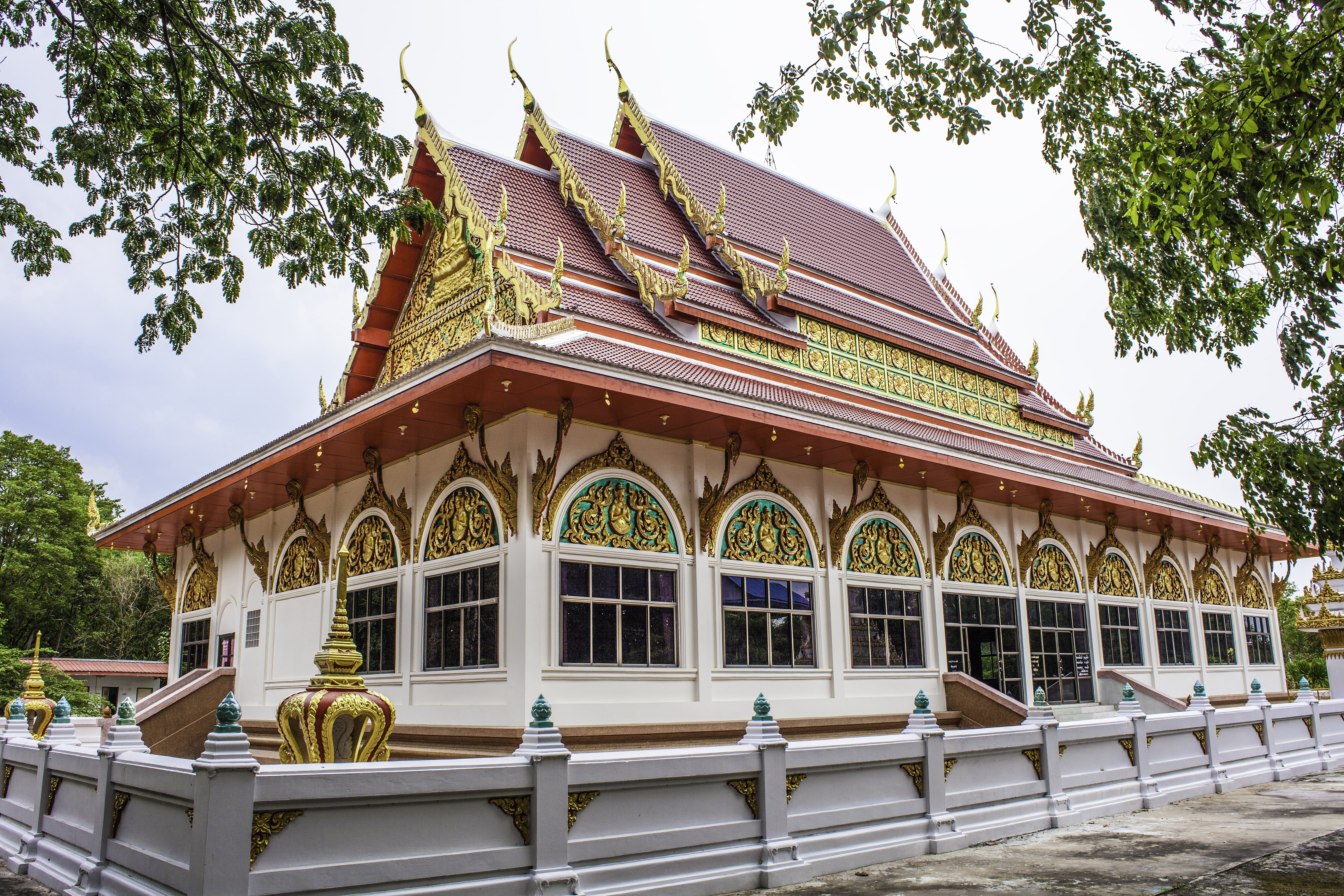 isaan, ubolratana, architecture, thailand, sky, religion, temple, tree, roof, outdoors, spirituality, railing, plant, khon-kaen, building, 5K, built structure, HD Wallpaper