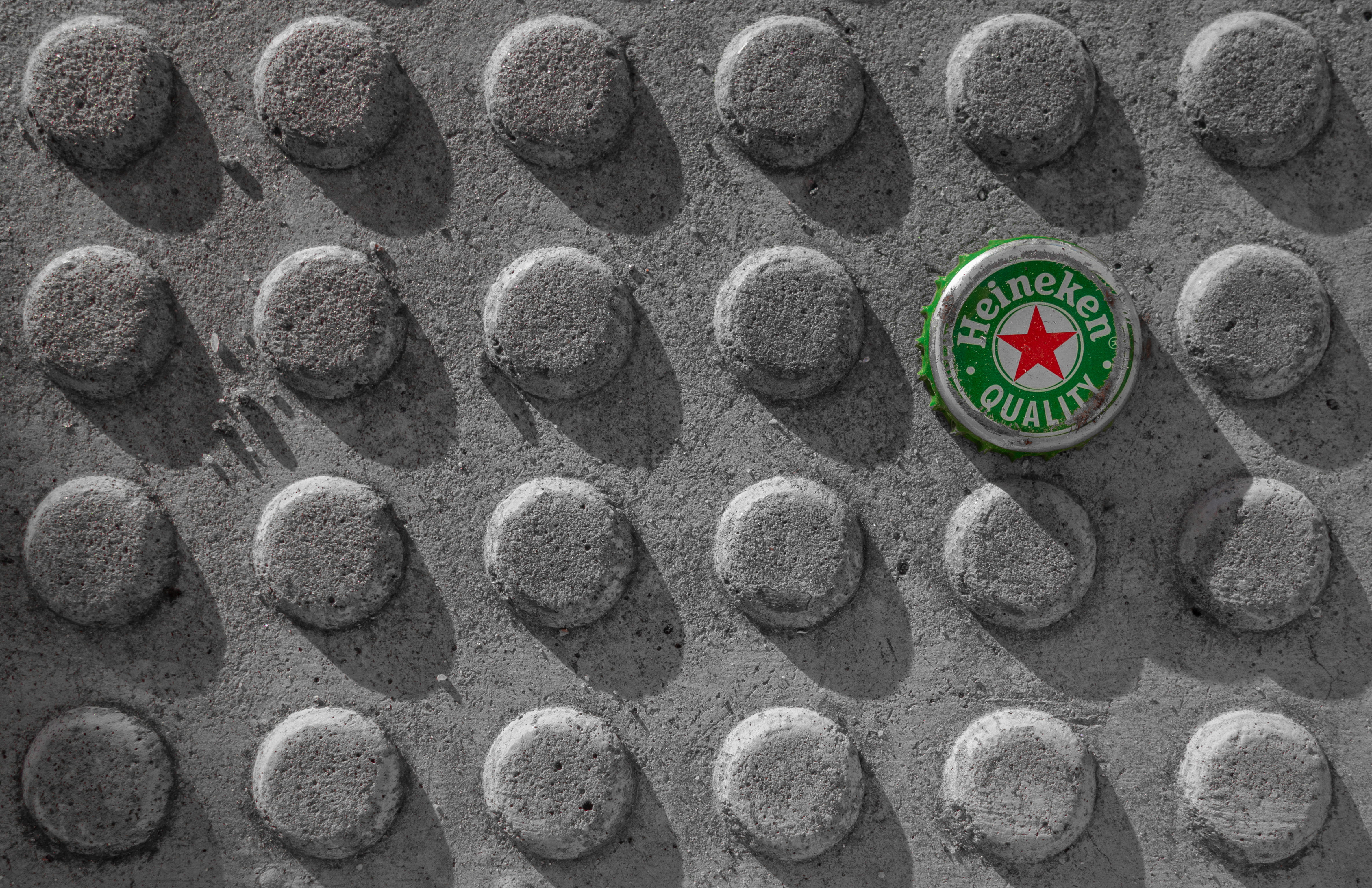 quilt, sign, shape, western script, emblem, badge, sidewalk, heineken, cap, geometric shape, red, arrangement, full frame, plug, warning sign, text, dot, HD Wallpaper