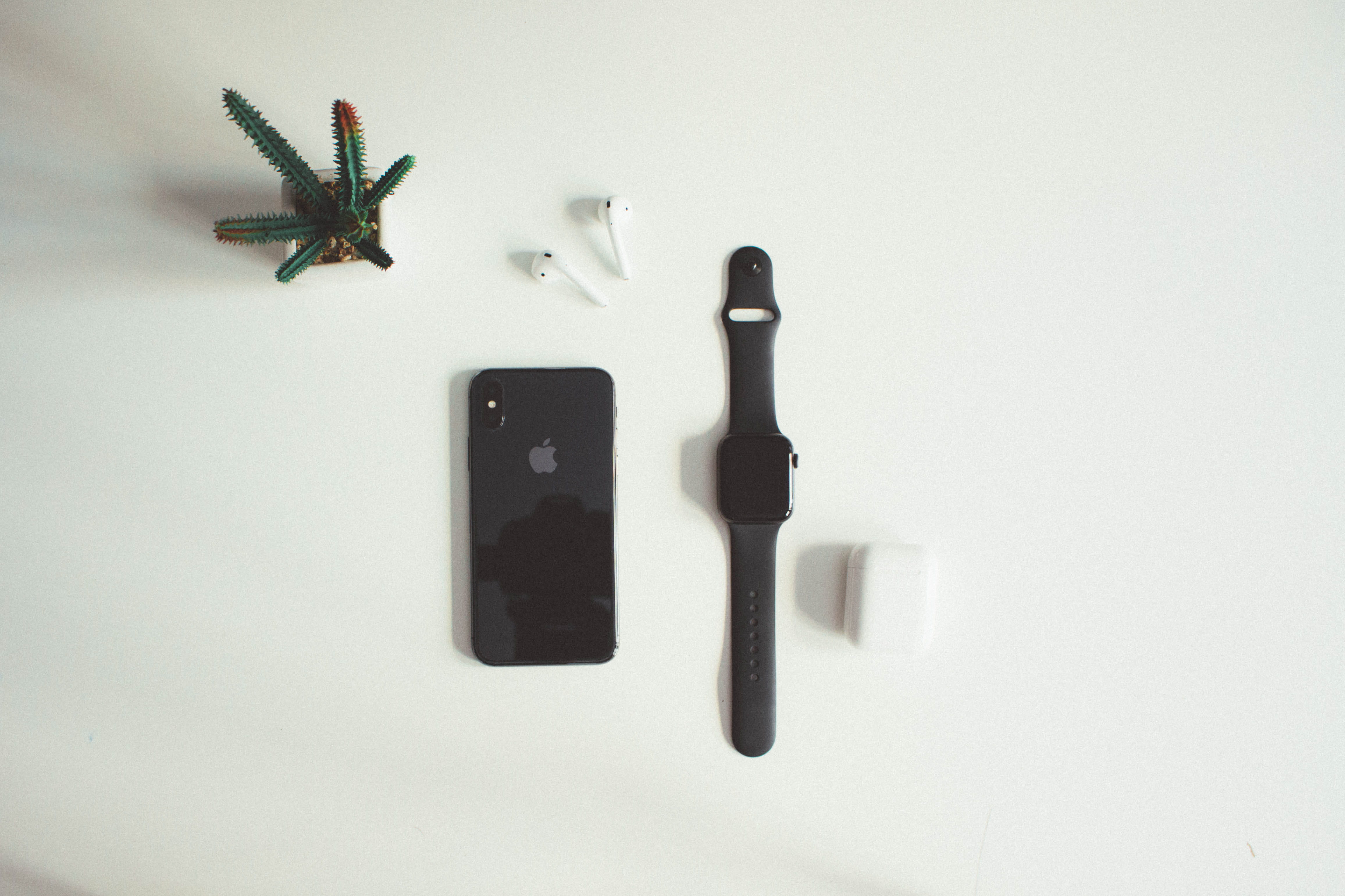 gray, indoors, connection, creativity, flora, close-up, wireless technology, technology, spain, pencil, directly above, 4K, high angle view, watch, leaf, HD Wallpaper