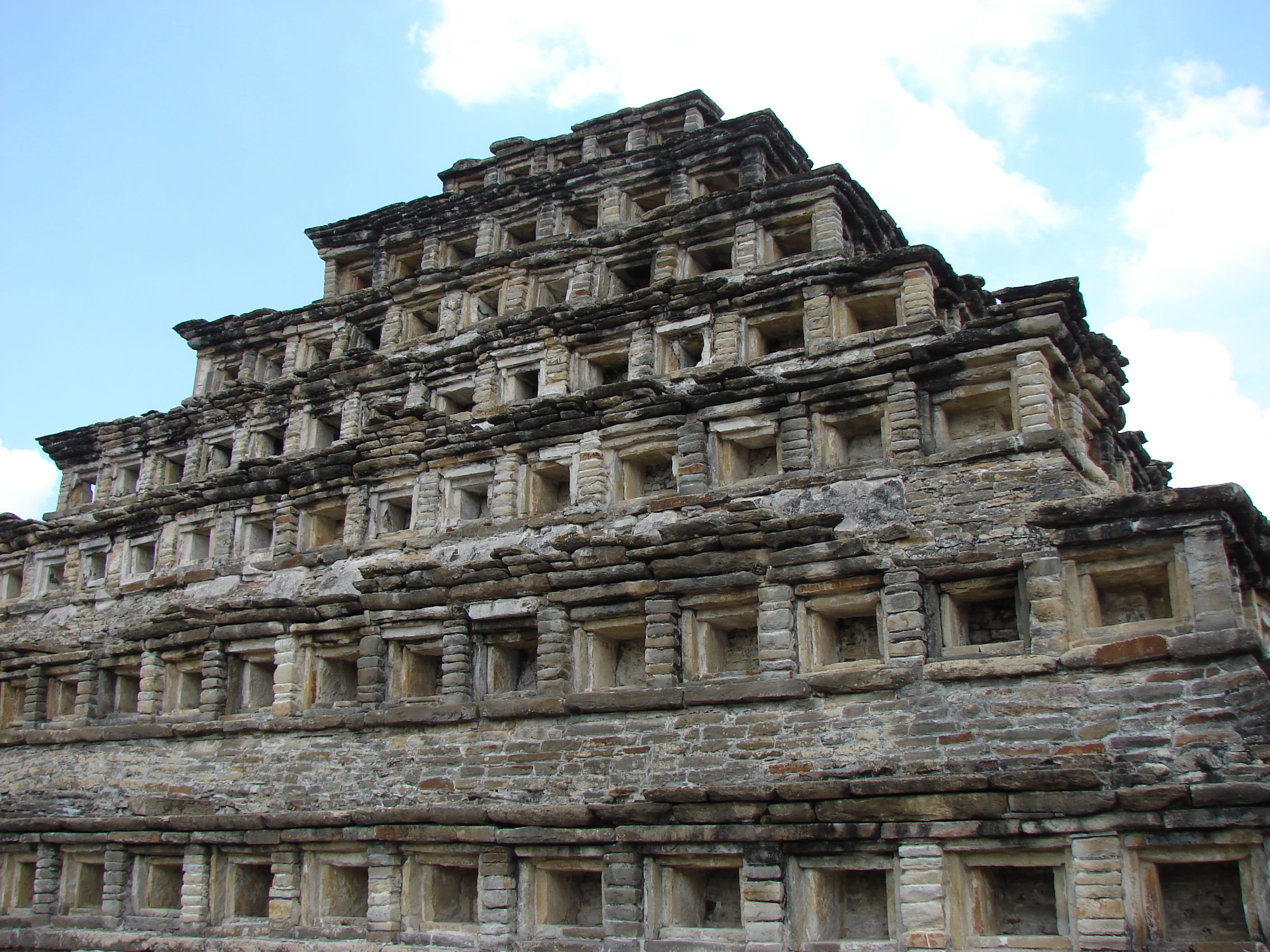 nature, tajín, architecture, outdoors, mexico, low angle view, tajin, sky, no people, 2K, ancient civilization, travel, the past, ancient, history, built structure, HD Wallpaper