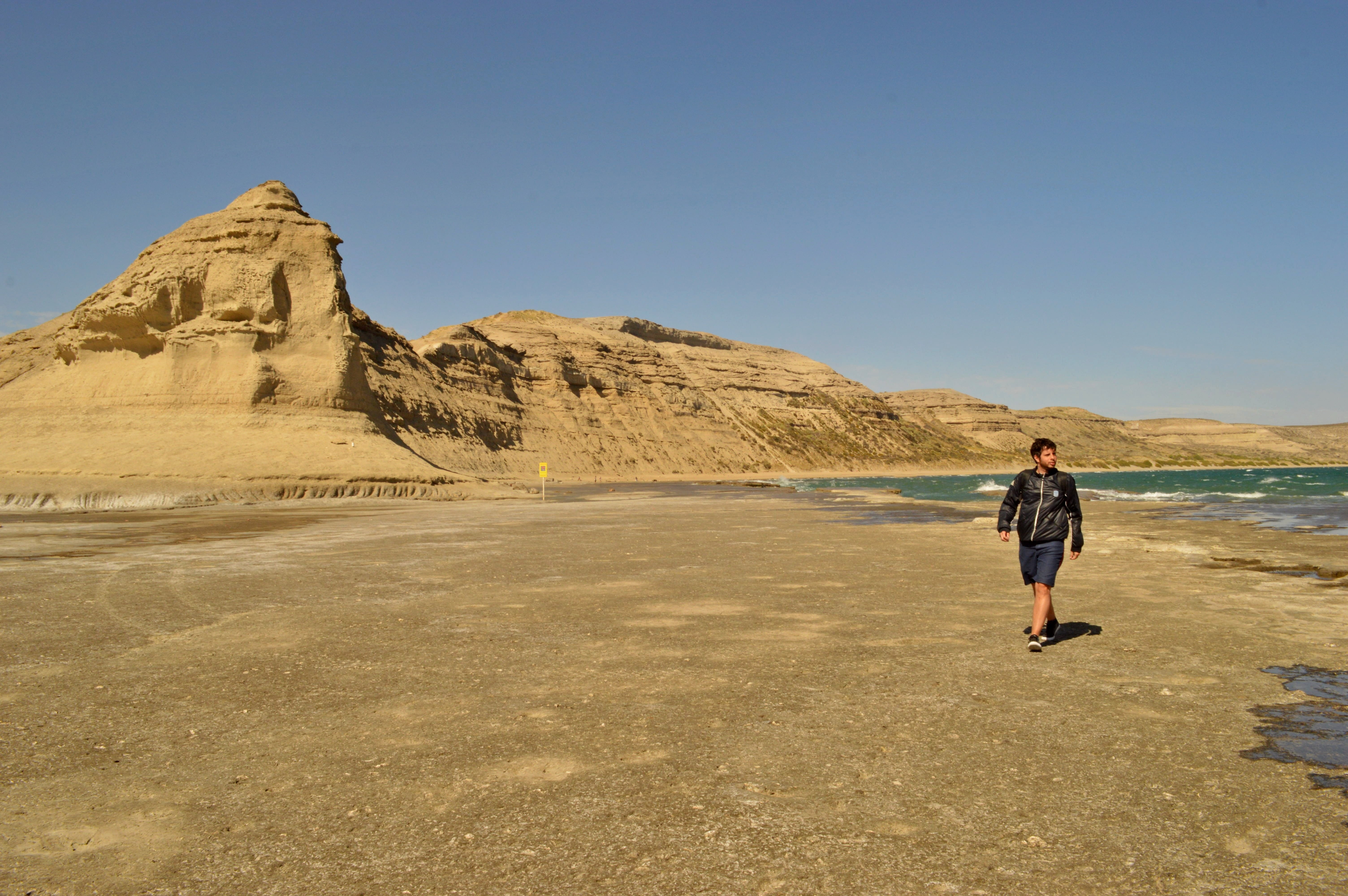 copy space, sky, one man only, sand, travel destinations, scenics - nature, day, adults only, south agentino, outdoors, men, Puerto Piramides, clear sky, HD Wallpaper