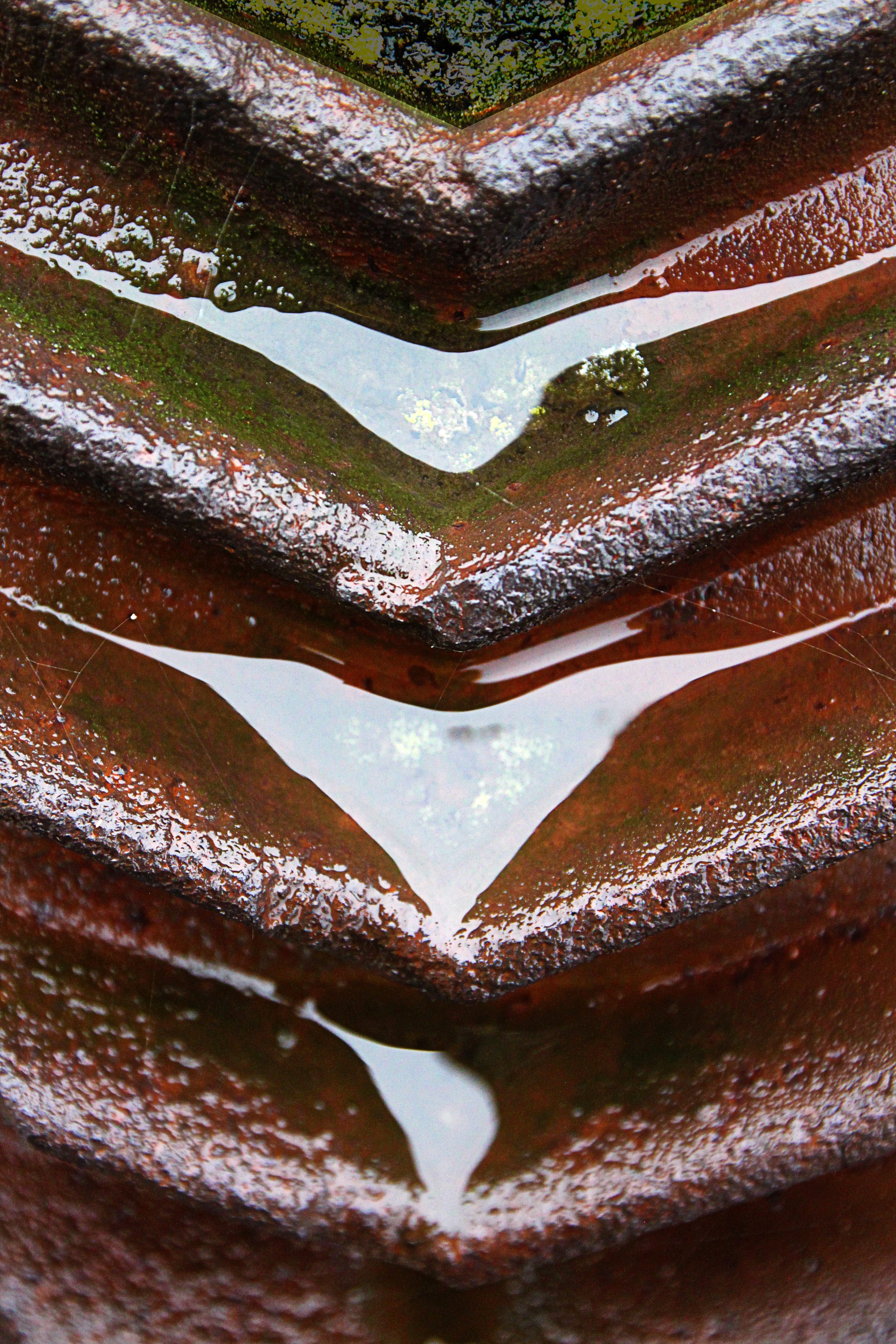 abstract, rust, rusted, iron, food and drink, still life, industry, food, symmetry, brown, nature, reflection, shape, backgrounds, old, indoors, full frame, Phone HD Wallpaper