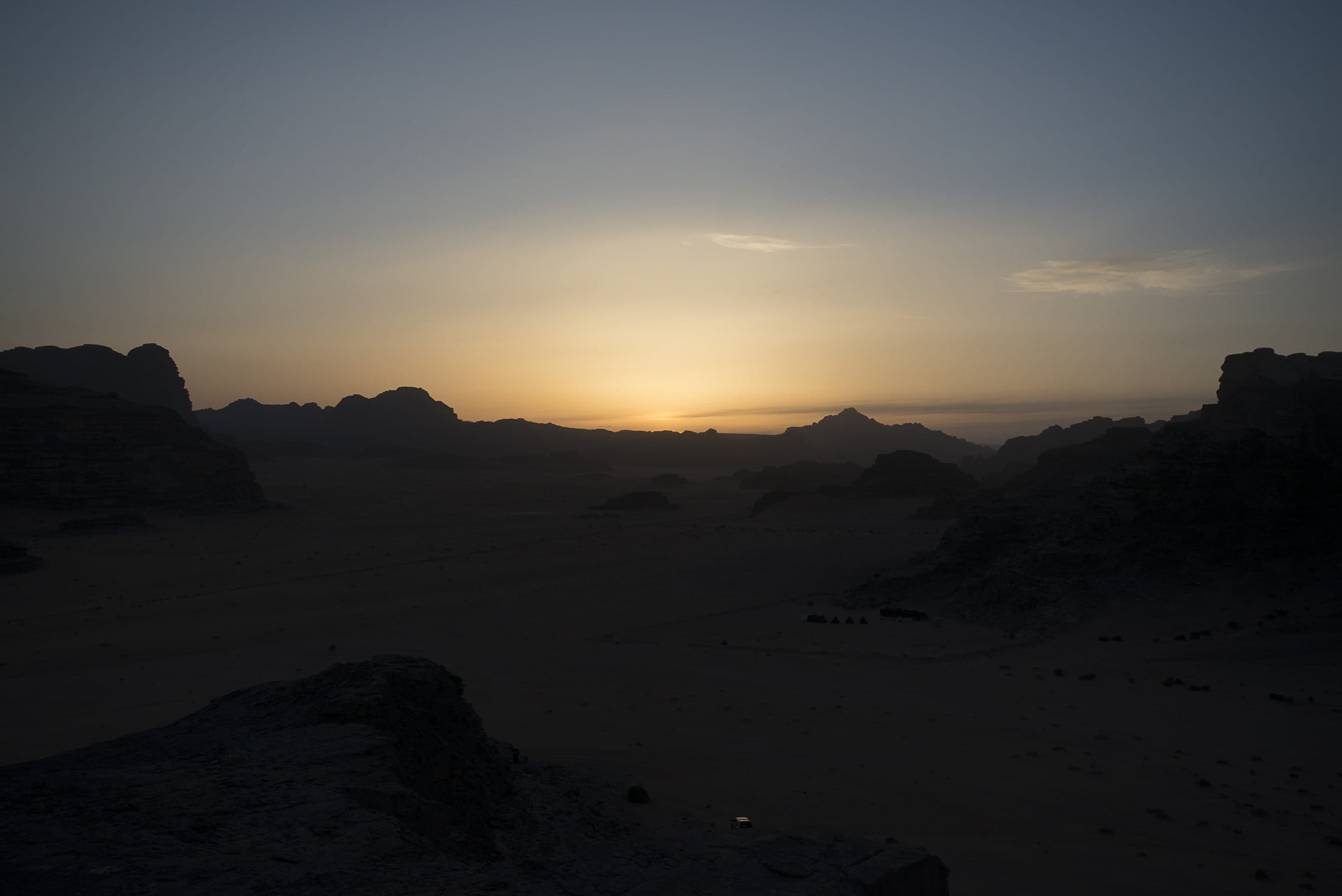 2K, Jordan, world heritage, rock, outdoors, tranquility, dark, landscape, tranquil scene, physical geography, beauty in nature, desert, mountain, Wadi Rum, HD Wallpaper