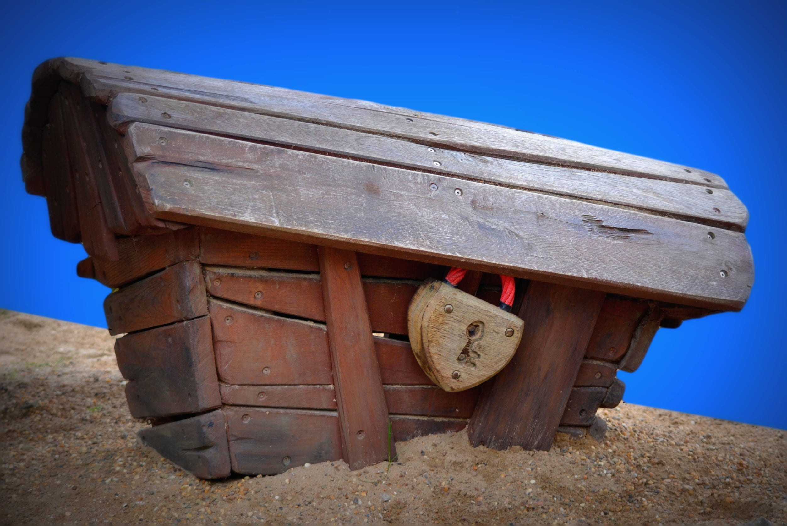 box, coffin, clear sky, outdoors, wood - material, transportation, field, nature, container, lock, wooden, treasury, sunlight, 1080P, architecture, my love, HD Wallpaper