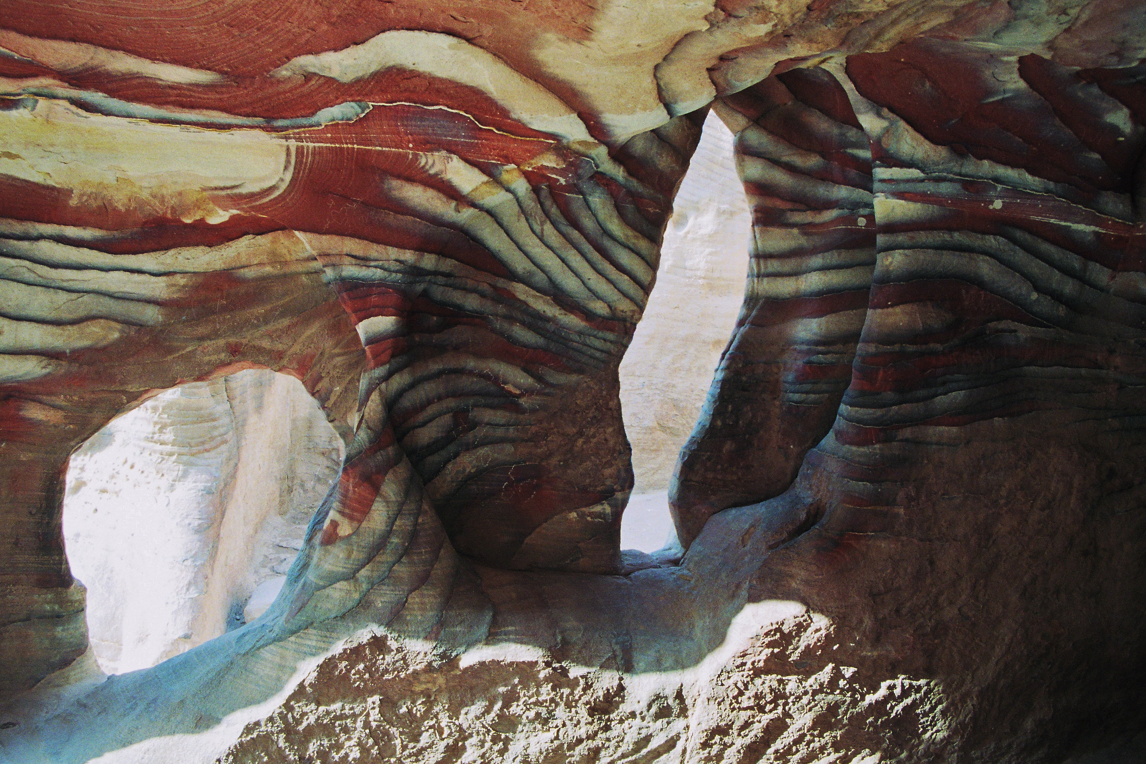 cave, 2K, living room, tranquility, day, rock - object, rock formation, holiday, non-urban scene, solid, scenics - nature, travel, desert, travel destinations, HD Wallpaper