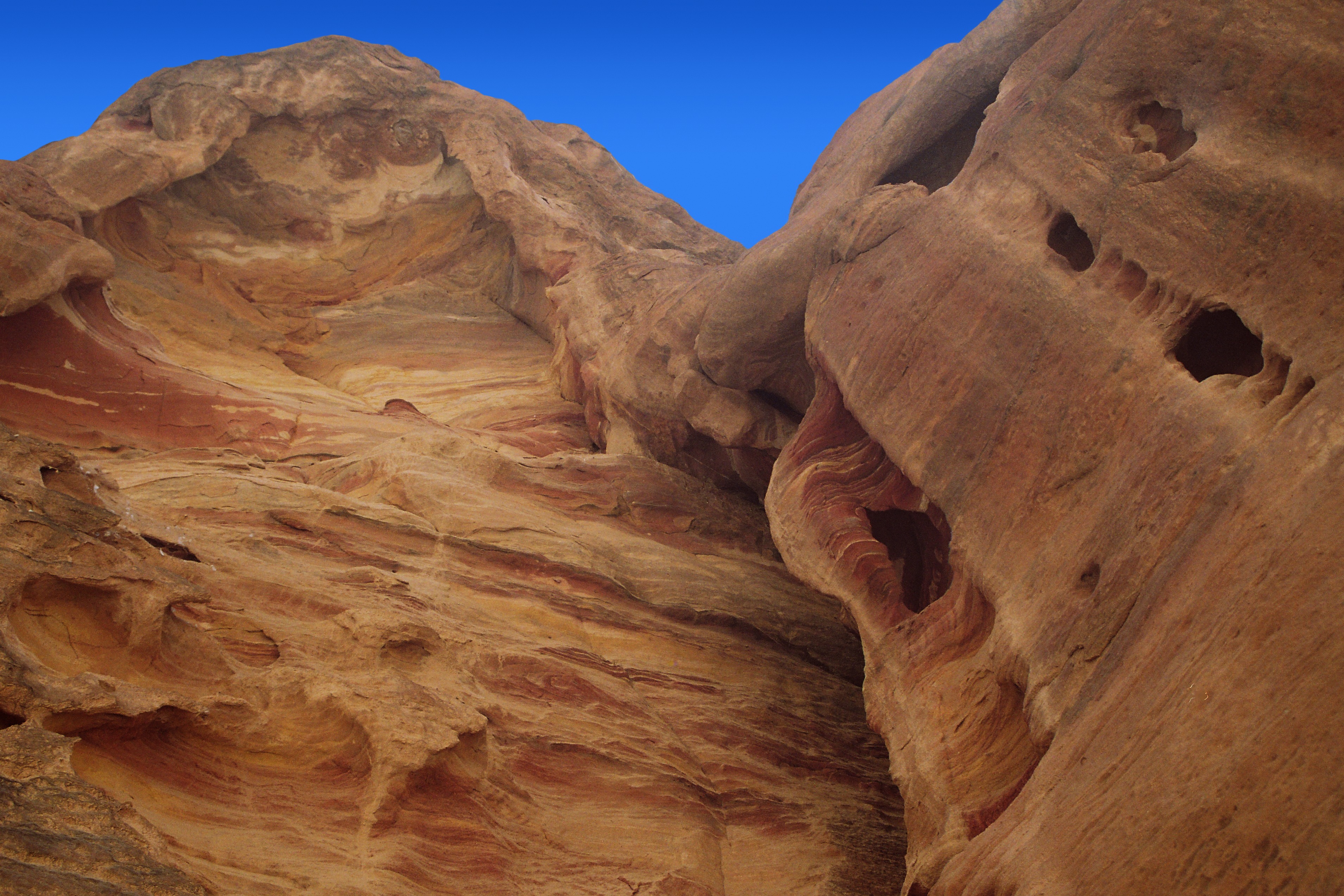formation, travel, siq, photography, non-urban scene, low, rock wall, arid climate, blue, rock, day, mountain range, eroded, beauty in nature, scenics - nature, HD Wallpaper