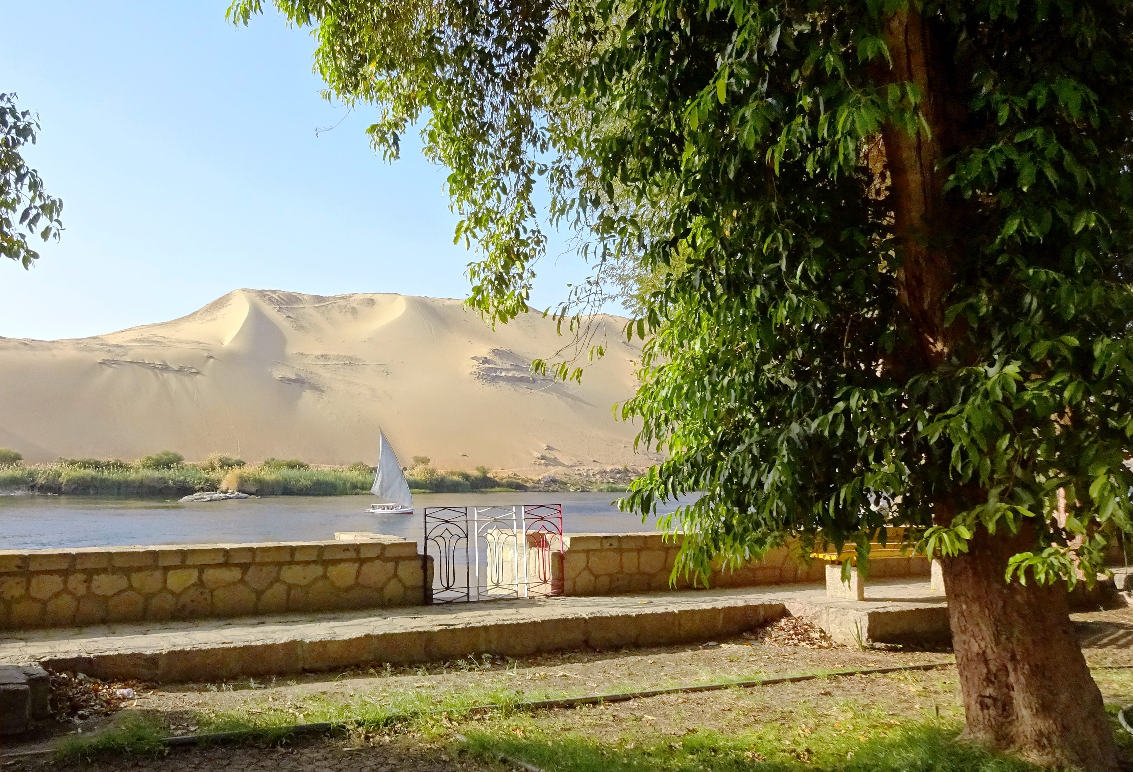 building, nonchalance, sand, sky, scenics - nature, nile, tranquility, architecture, sunlight, built structure, water, travel destinations, tree, building exterior, HD Wallpaper