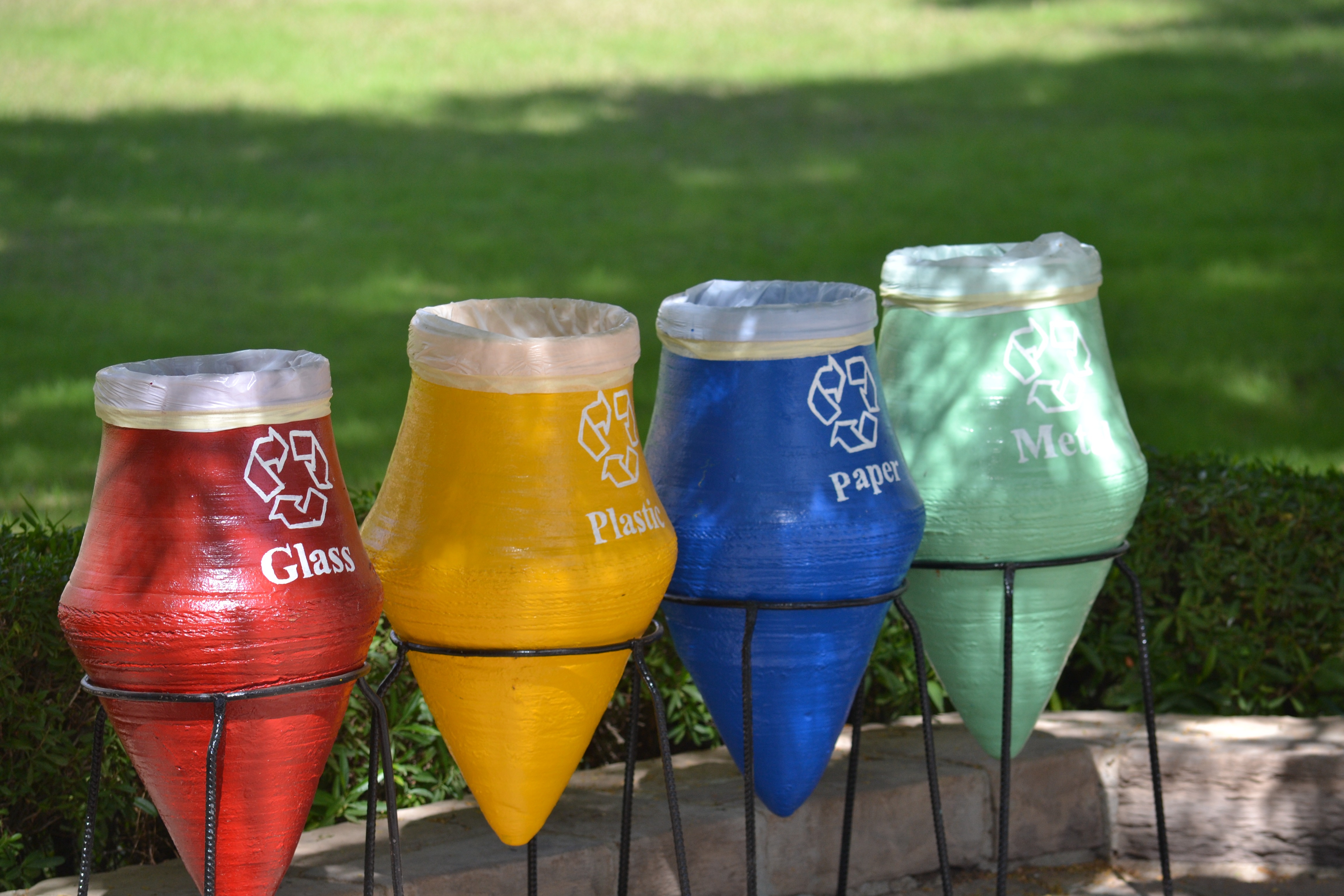 non-alcoholic beverage, plant, four, western script, drink, food and drink, drinking glass, refreshment, recycling, container, egypt, recycle, pots, color, HD Wallpaper