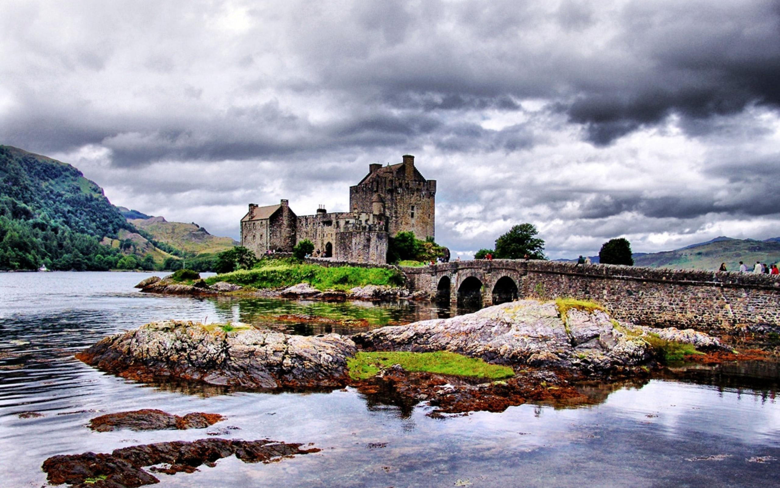 outdoors, the past, World, Scotland, history, bridge, concrete, building exterior, no people, sky, river, architecture, day, castle, donan, built structure, HD Wallpaper