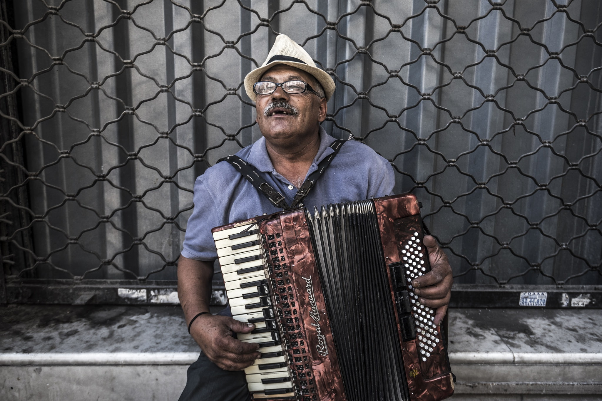 adult, 1080P, one person, standing, hat, fence, musician, playing, holding, music, waist up, artist, arts culture and entertainment, people, old people, HD Wallpaper
