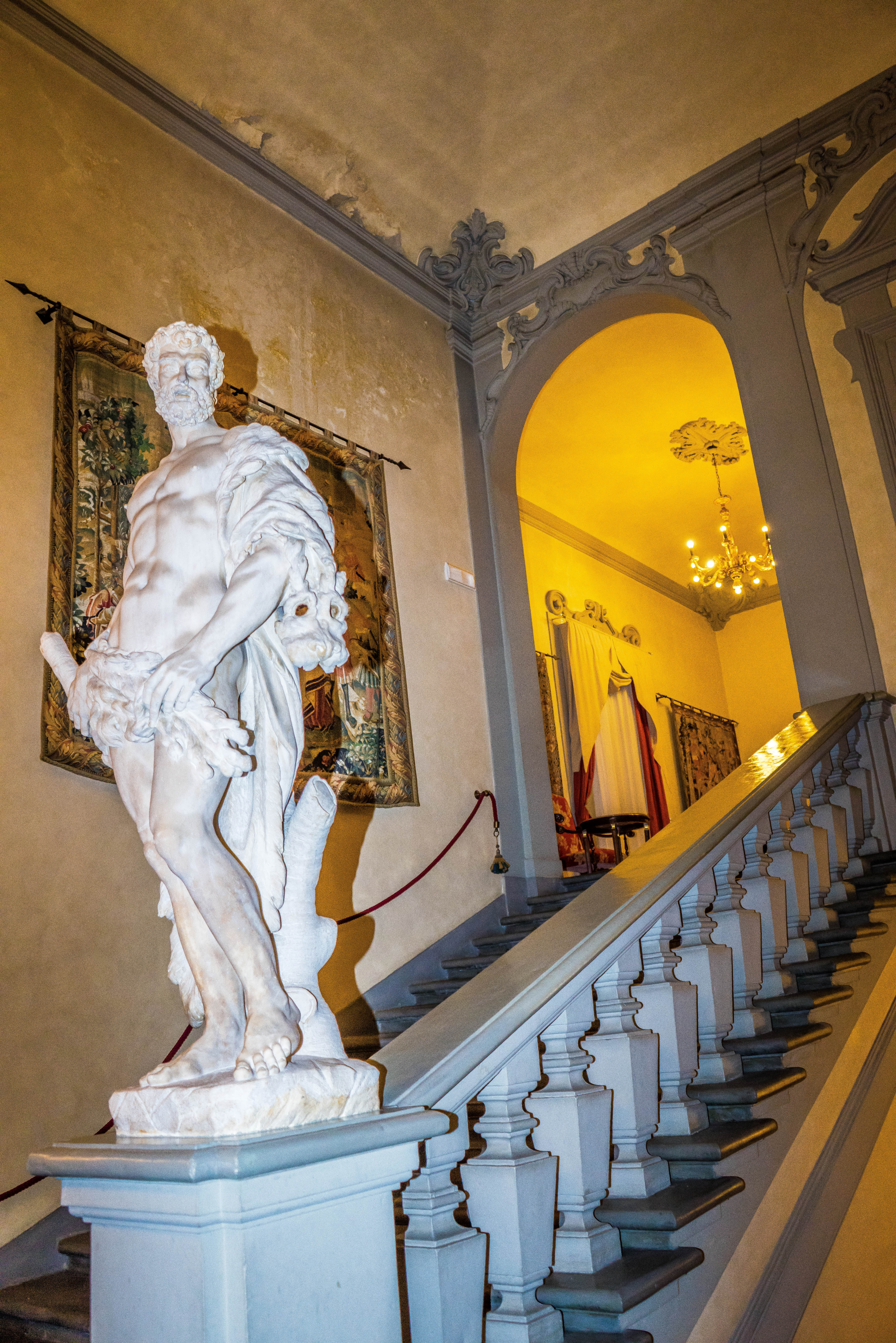 human representation, representation, europe, art and craft, history, italy, 5K, indoors, marble, spirituality, architectural column, place of worship, Phone HD Wallpaper