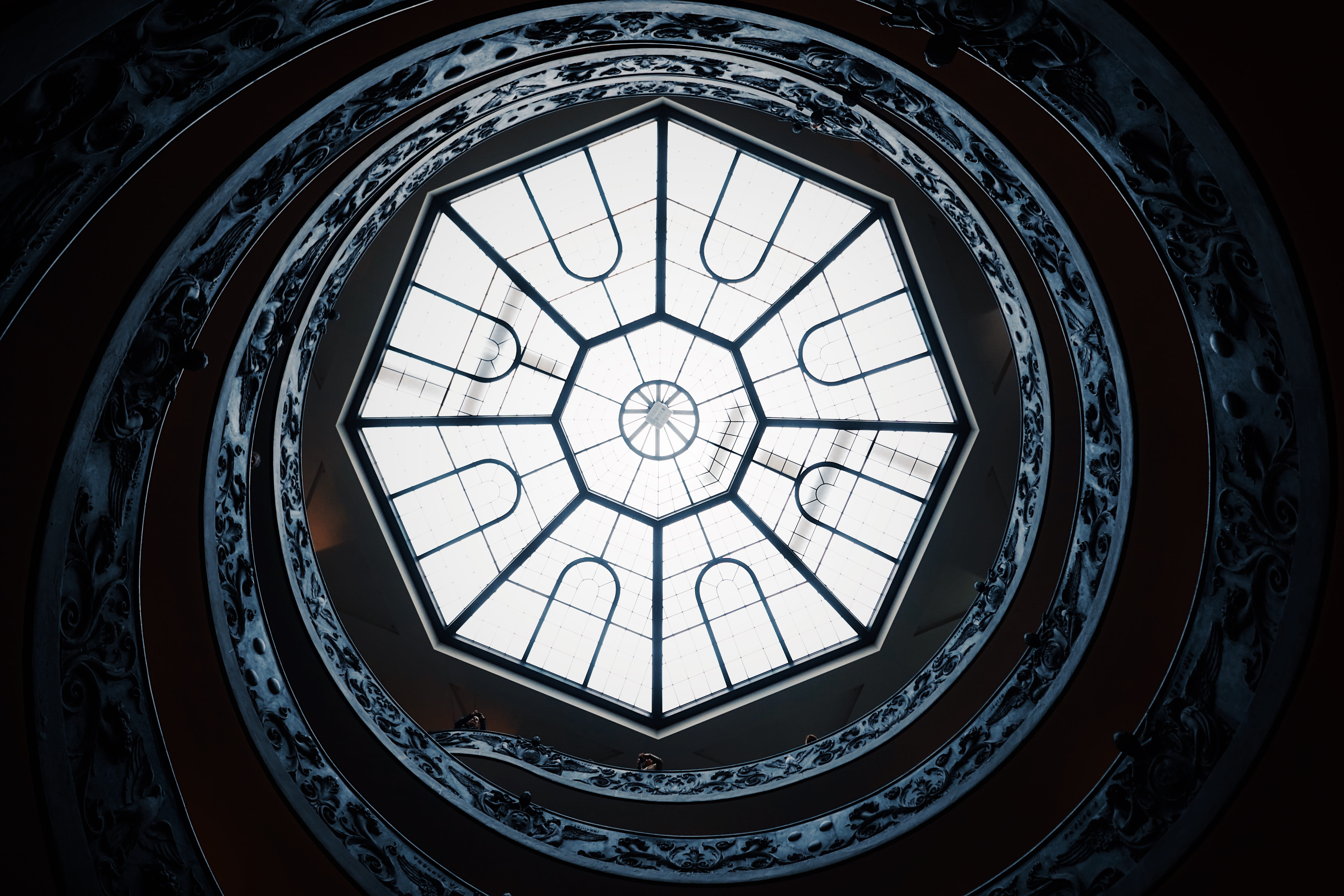 cupola, directly below, sunlight, low, no people, glass - material, Vatican museum, 5K, indoors, vatican museums, angle, concentric, ornate, geometric shape, HD Wallpaper