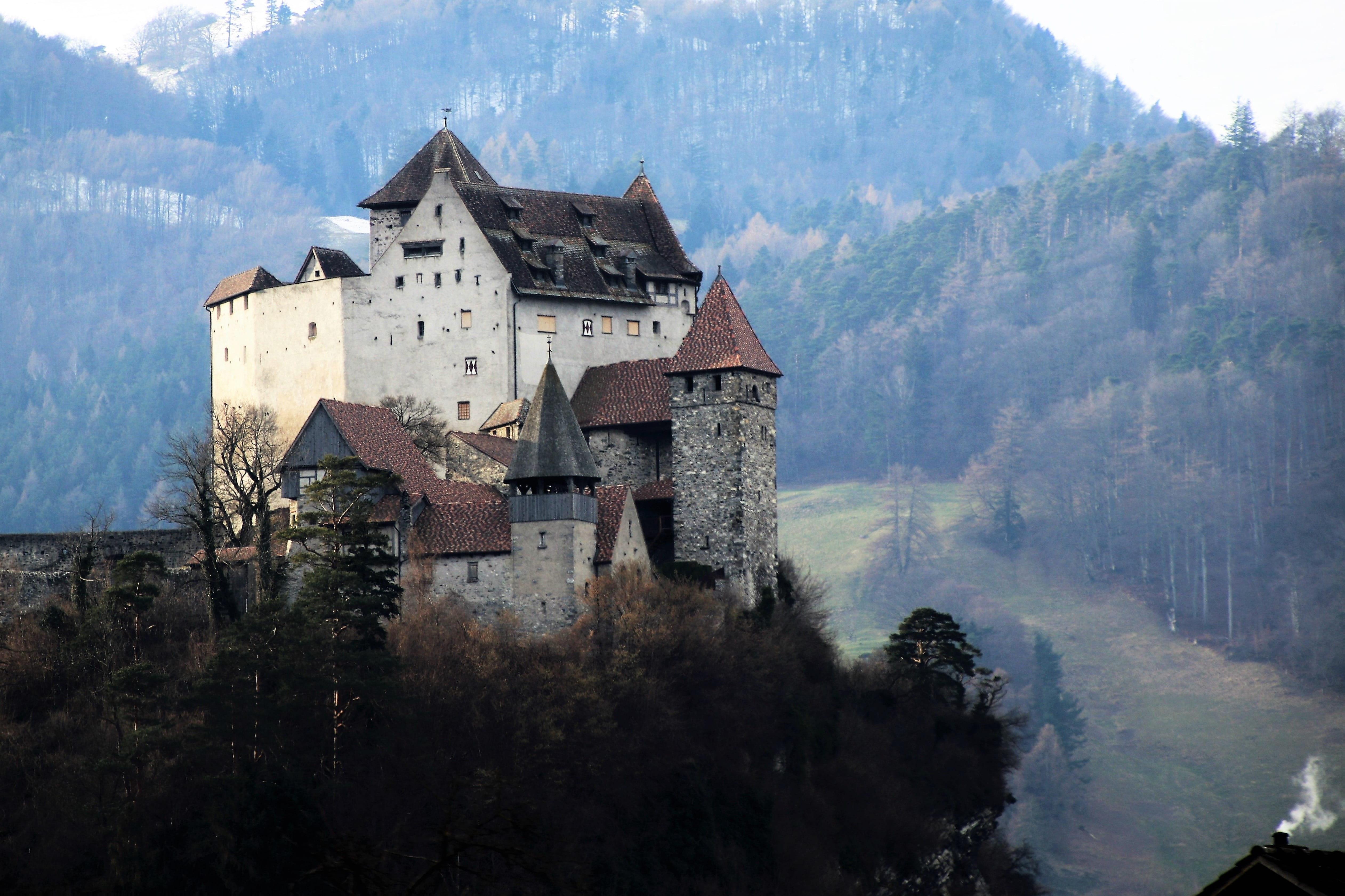 mountains, tour, building exterior, concrete, the silence, architecture, silence, the alps, rock, high, daytime, history, morning, built structure, in the background, HD Wallpaper