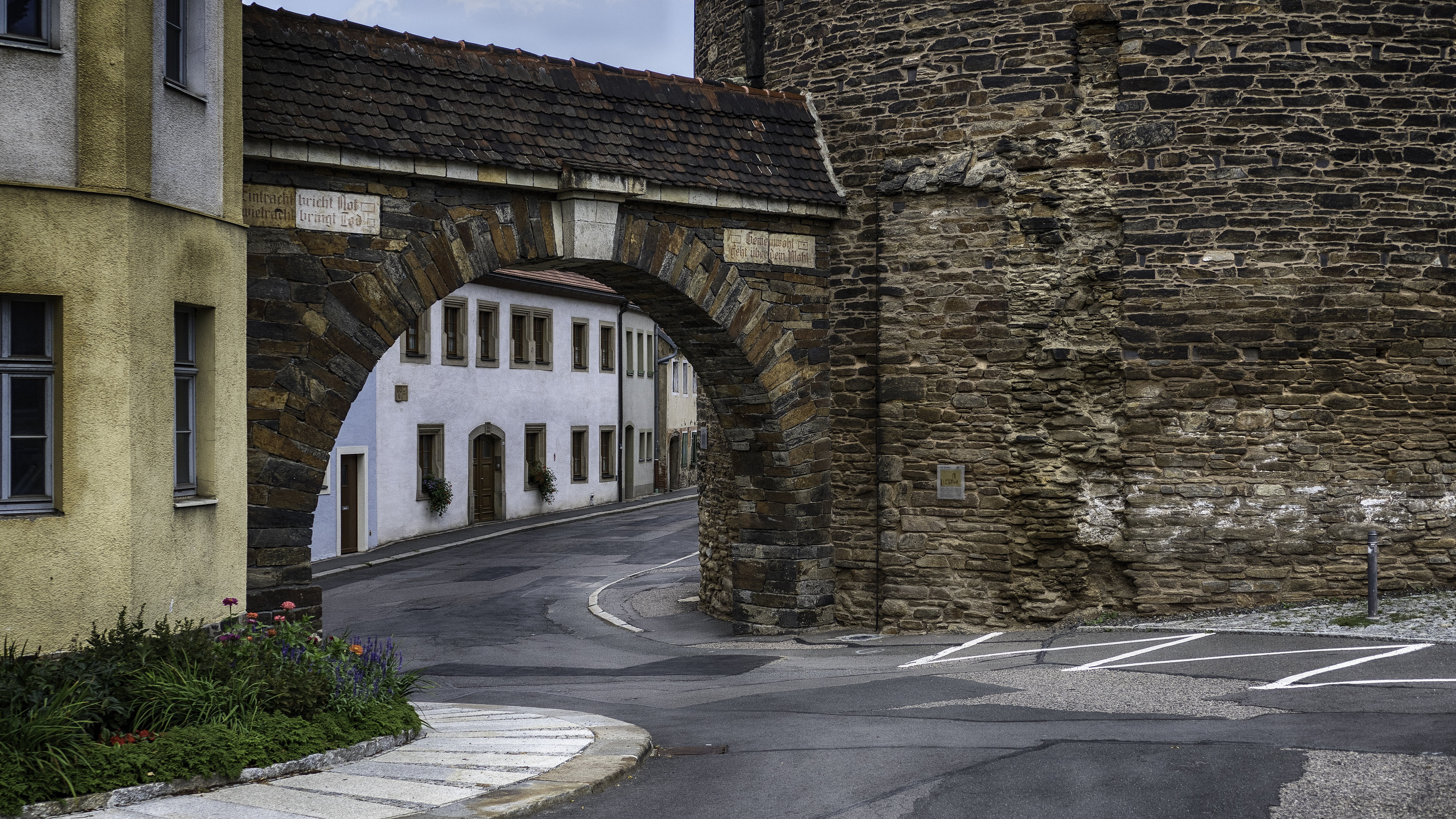 wall - building feature, the past, architecture, outdoors, transportation, house, tower, no people, city wall, road, brick, plant, history, old, residential district, HD Wallpaper