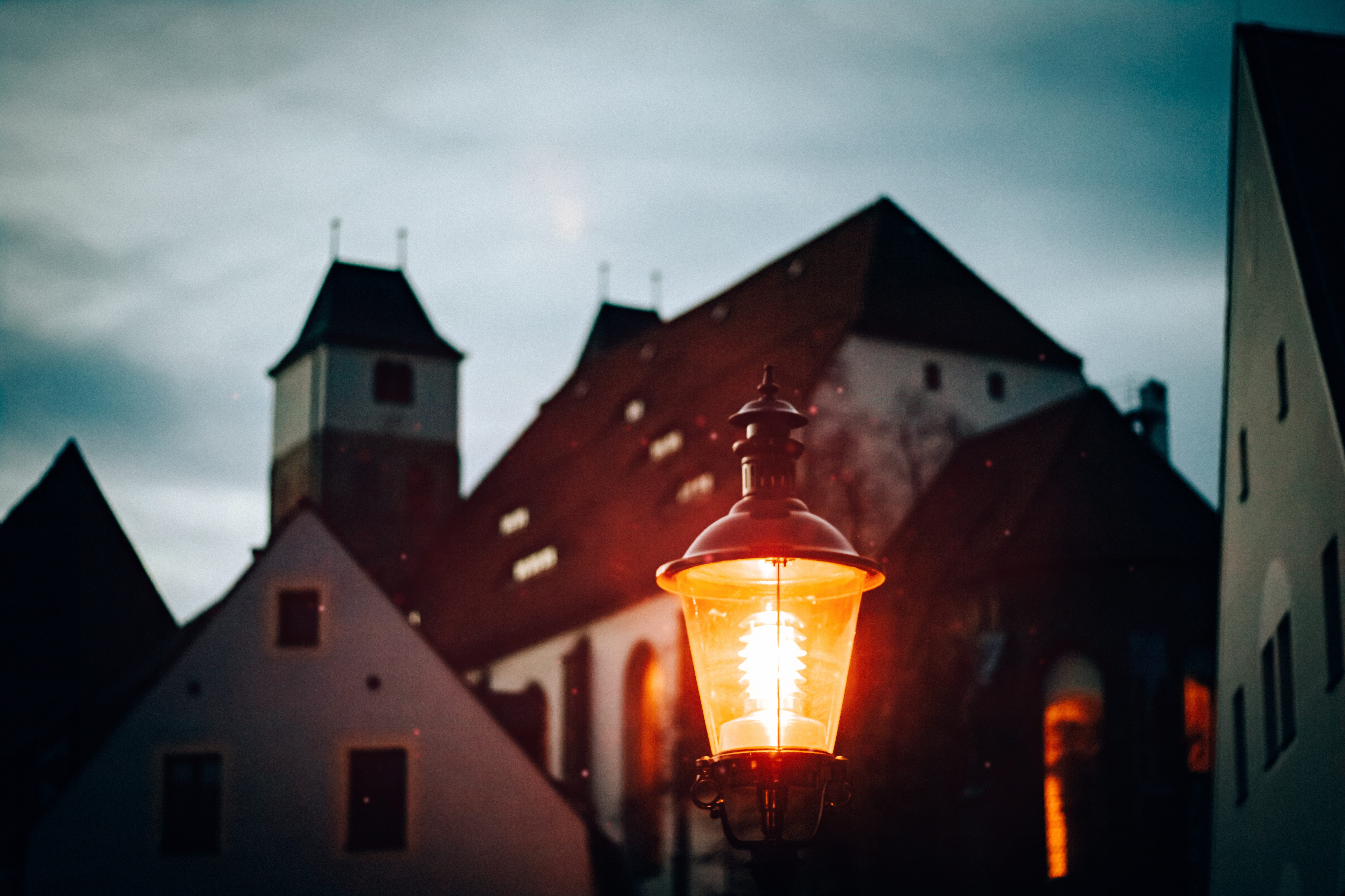 architecture, historically, nature, street lamp, landmark, old, place of worship, light, church, dark, city, focus on foreground, 5K, evening, spirituality, HD Wallpaper