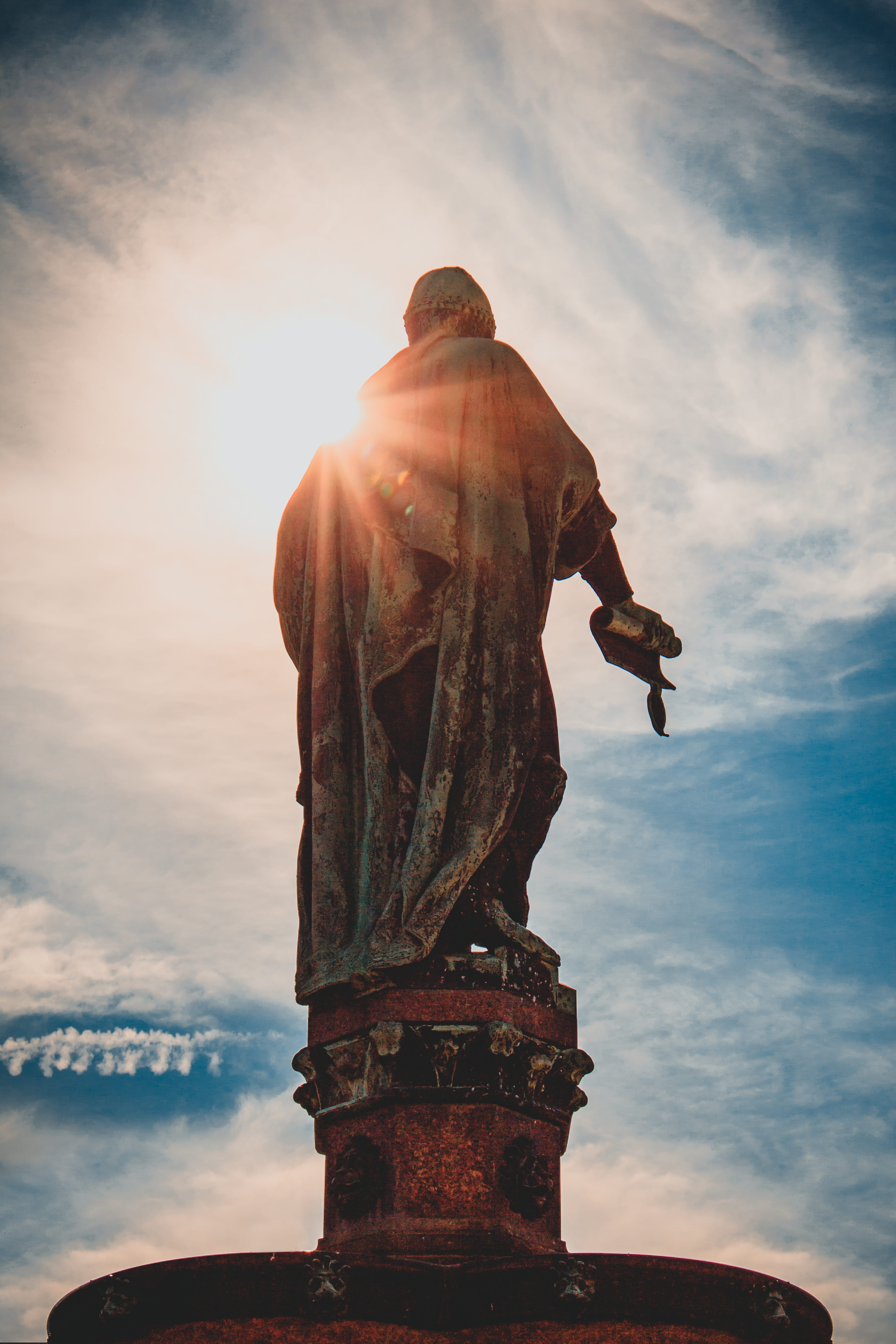 rear view, travel destinations, cloud - sky, otto the rich, sculpture, creativity, upper market, tourism, architecture, historically, silver, history, backlighting, Phone HD Wallpaper
