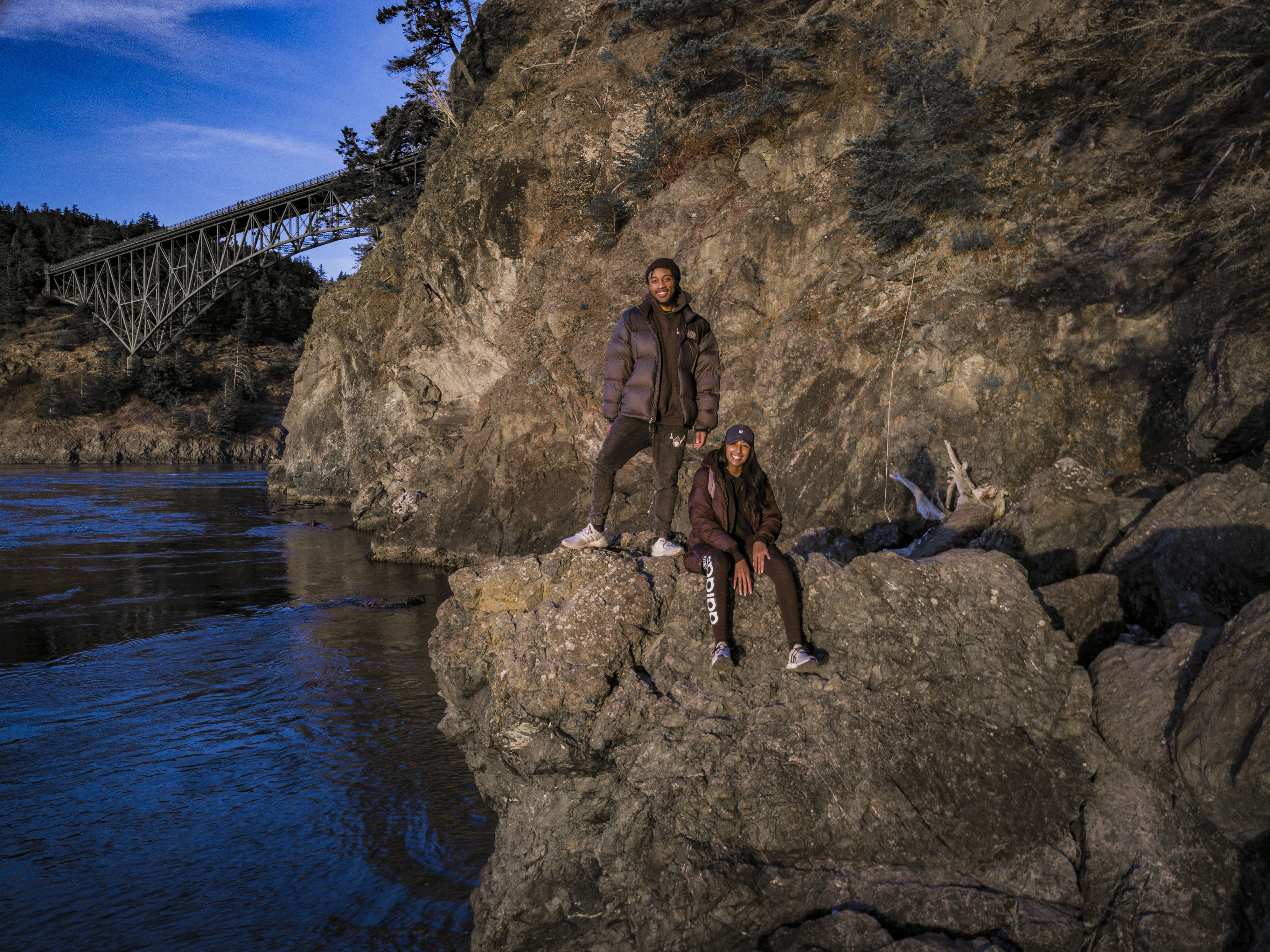 rock, drone, lexscope, women, united states, adult, leisure activity, bridge, deception pass, cliff, lake, men, people, lifestyles, rock formation, pacific nw trail, HD Wallpaper