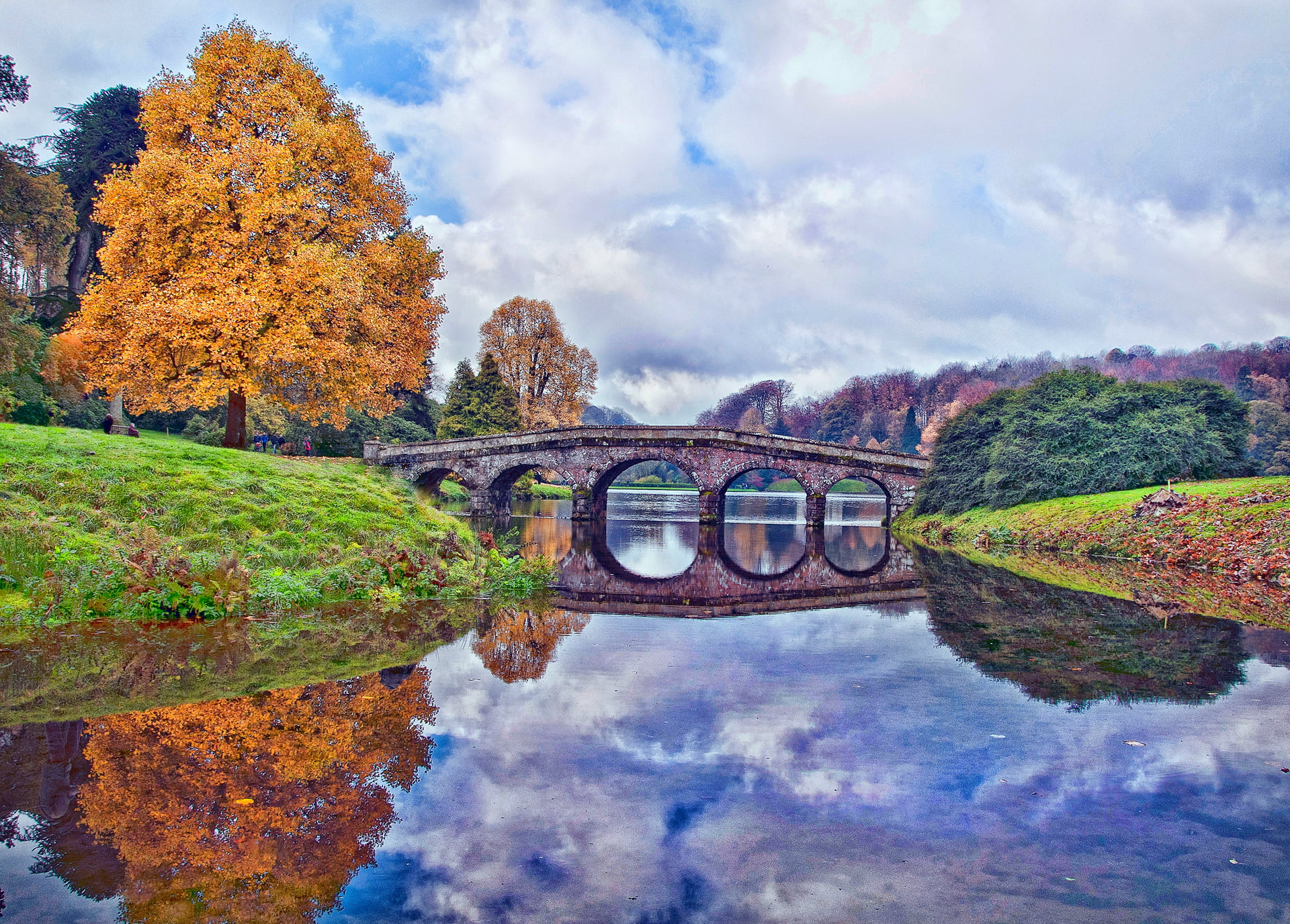 pond, autumn, England, clouds, Wiltshire, trees, the sky, bridge, 1080P, HD Wallpaper